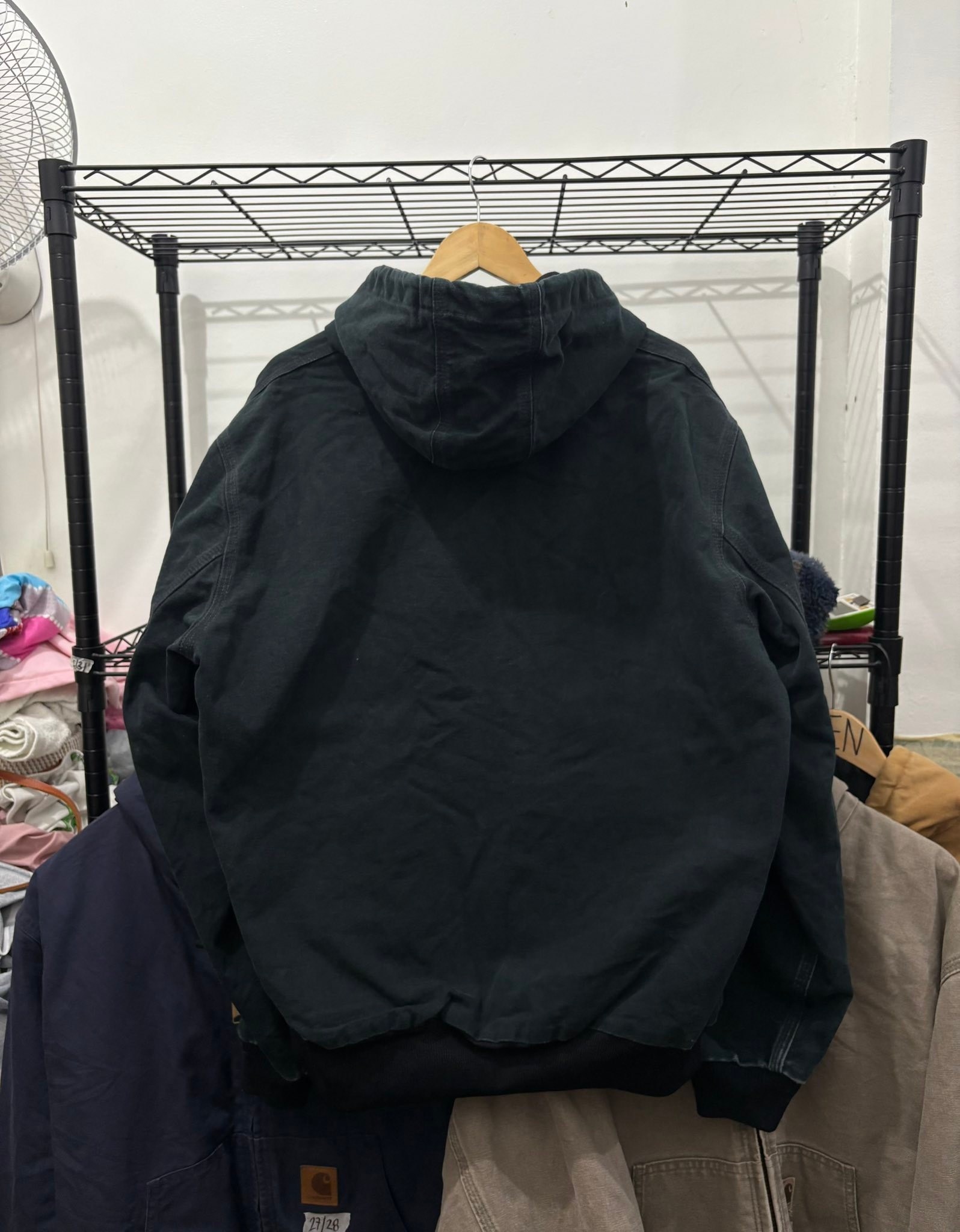 carhartt jacket j131 blk excellent condi crispy pa 26.5 x 28 large 