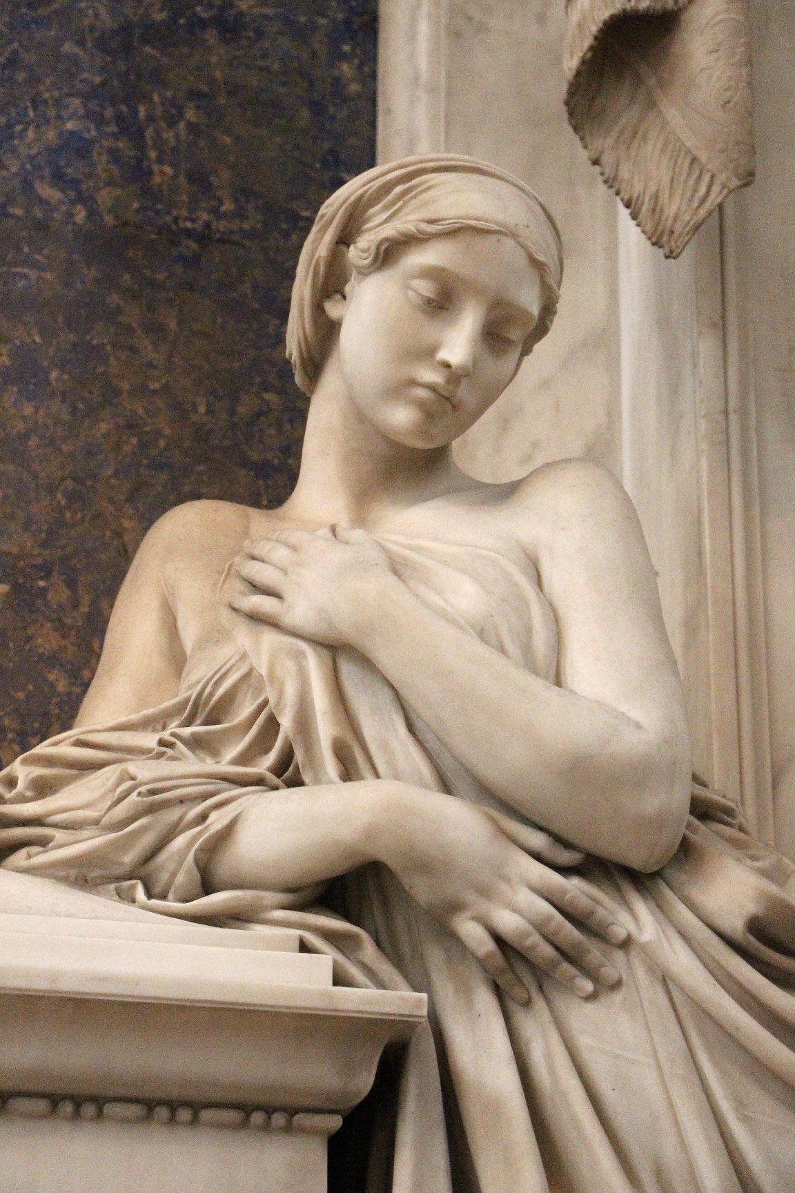 Between 1859 and 1864 the Sienese sculptor Giovanni Dupré sculpted