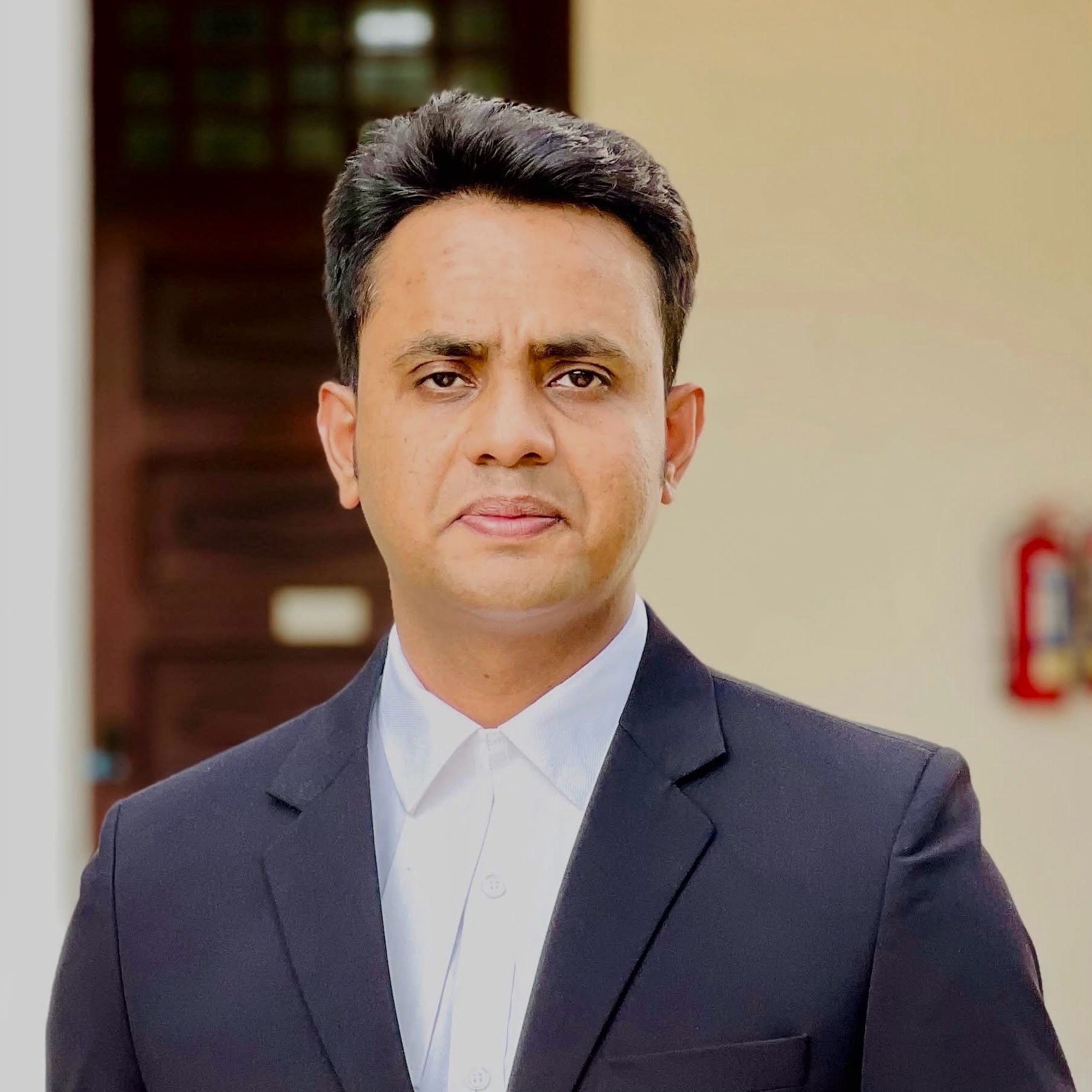 Adv M Noman Hossain