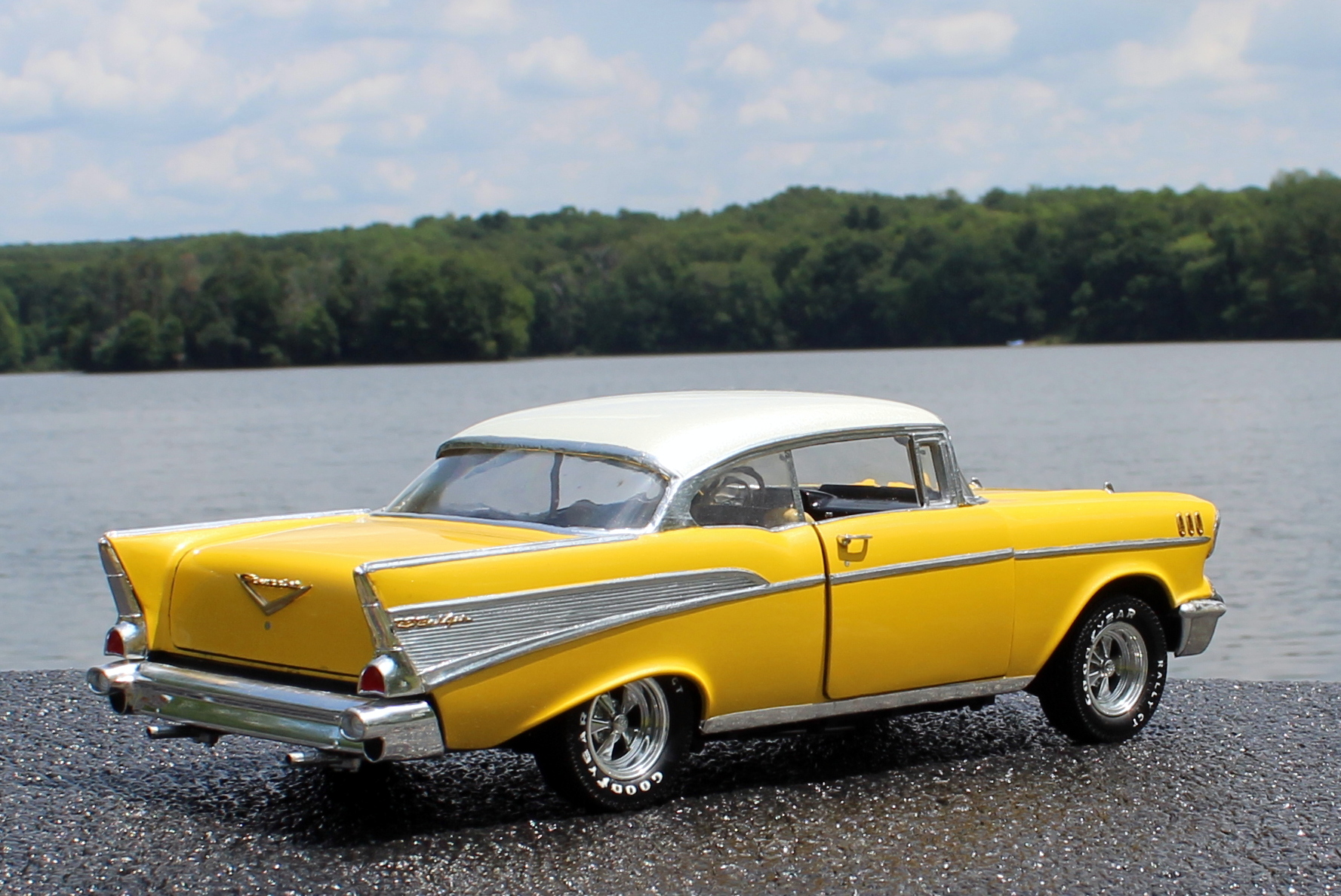 Restoration of 1976 AMT 1/16 '57 Bel Air Hard Top model car kit