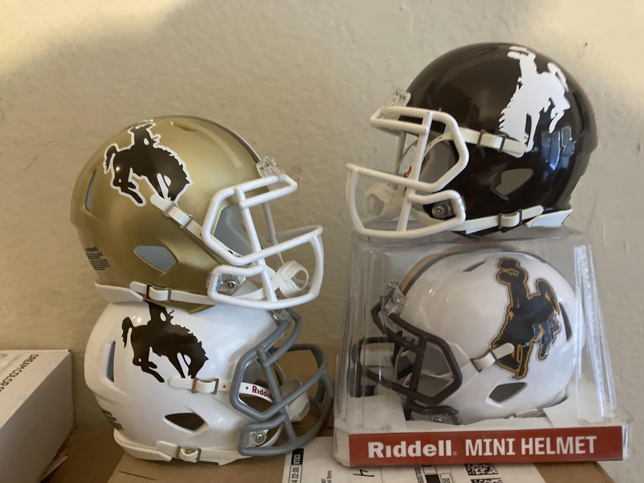 1979 university of wyoming football helmet Vintage Kelley Game Used Clear Shell – WESTBROOKSPORTSCARDS The perfect collectible or gift Arizona State will be wearing