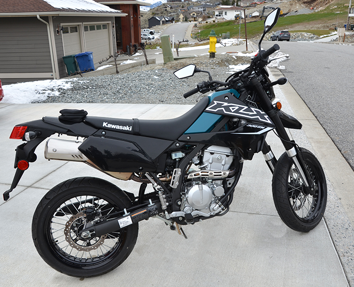 2023 Kawasaki KLX 230SM, in excellent condition with a clean title