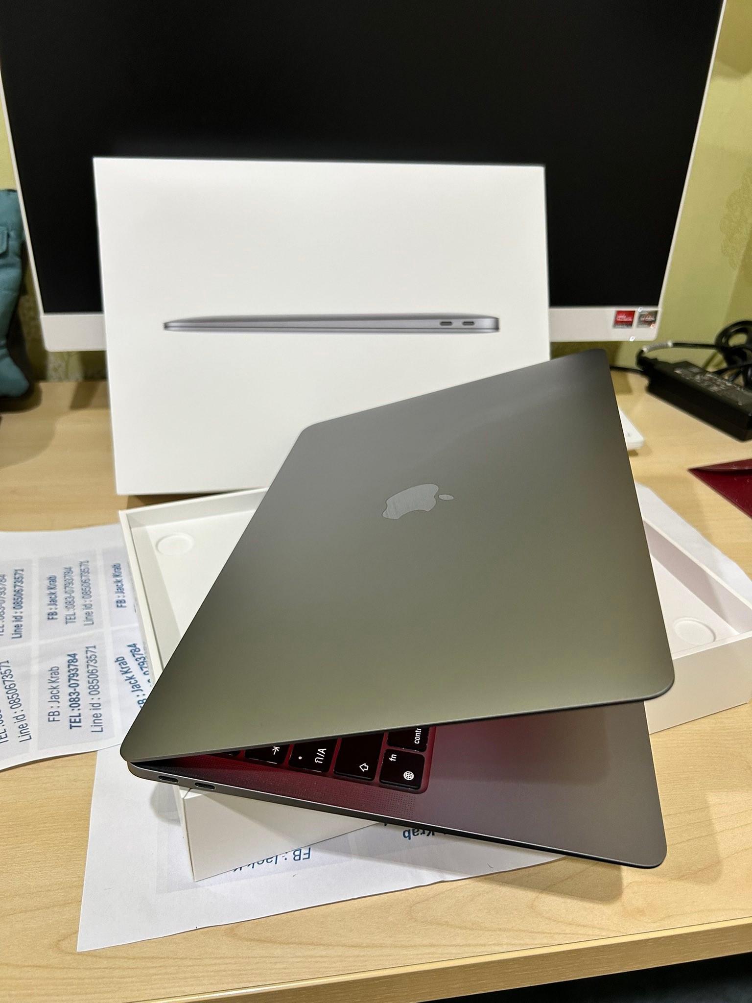 Macbook Air M1 Ram 8GB SSD256 Gray แบต 87% 125รอบ ไร้รอย สวยมาก คุ้มๆ
