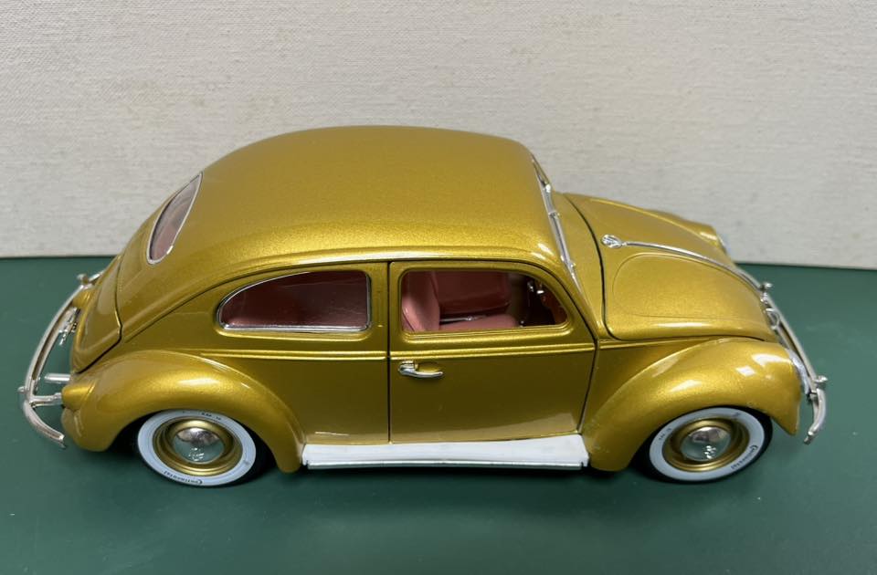 Why does a 1955 Beetle model have a gold paint job?