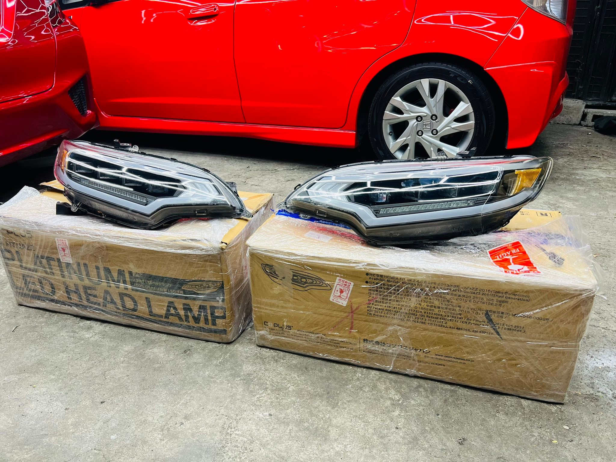 Honda Insight Ze3 headlight for sale