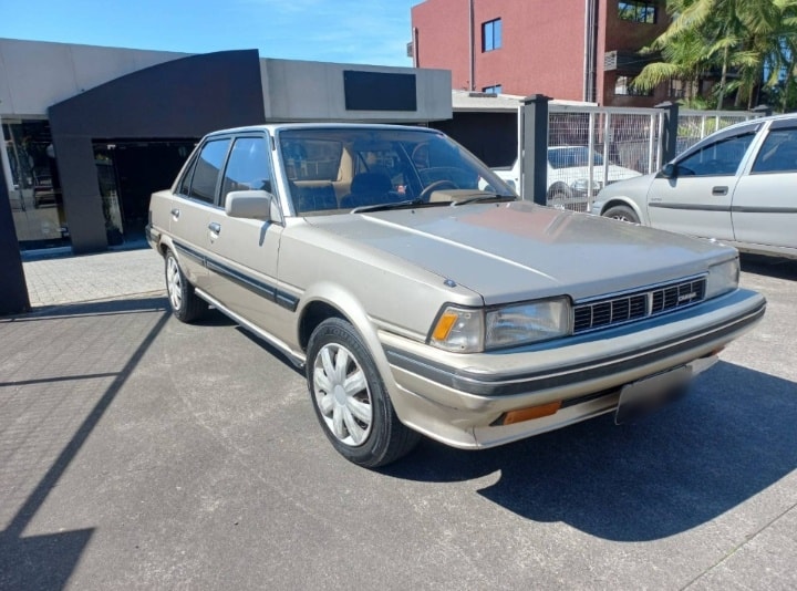 Toyota Carina GLi... - Carros raros e exóticos no Brasil