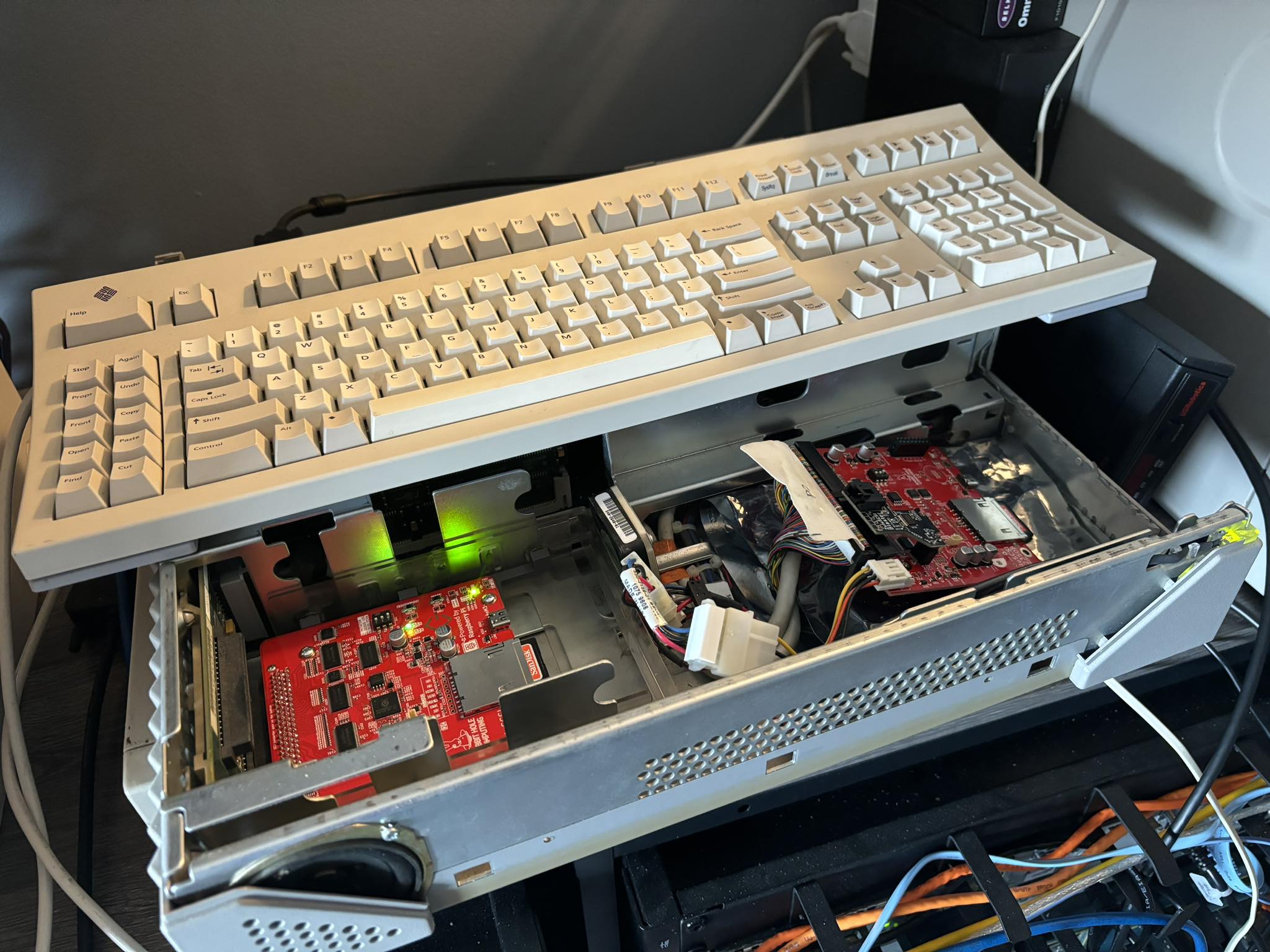How to configure dial-up modem on Solaris 5.6 with ttymon