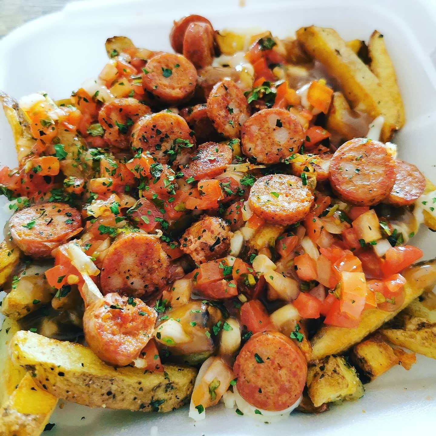 Le Poutine - Sabias que tenemos un combo de 4 Poutines*...