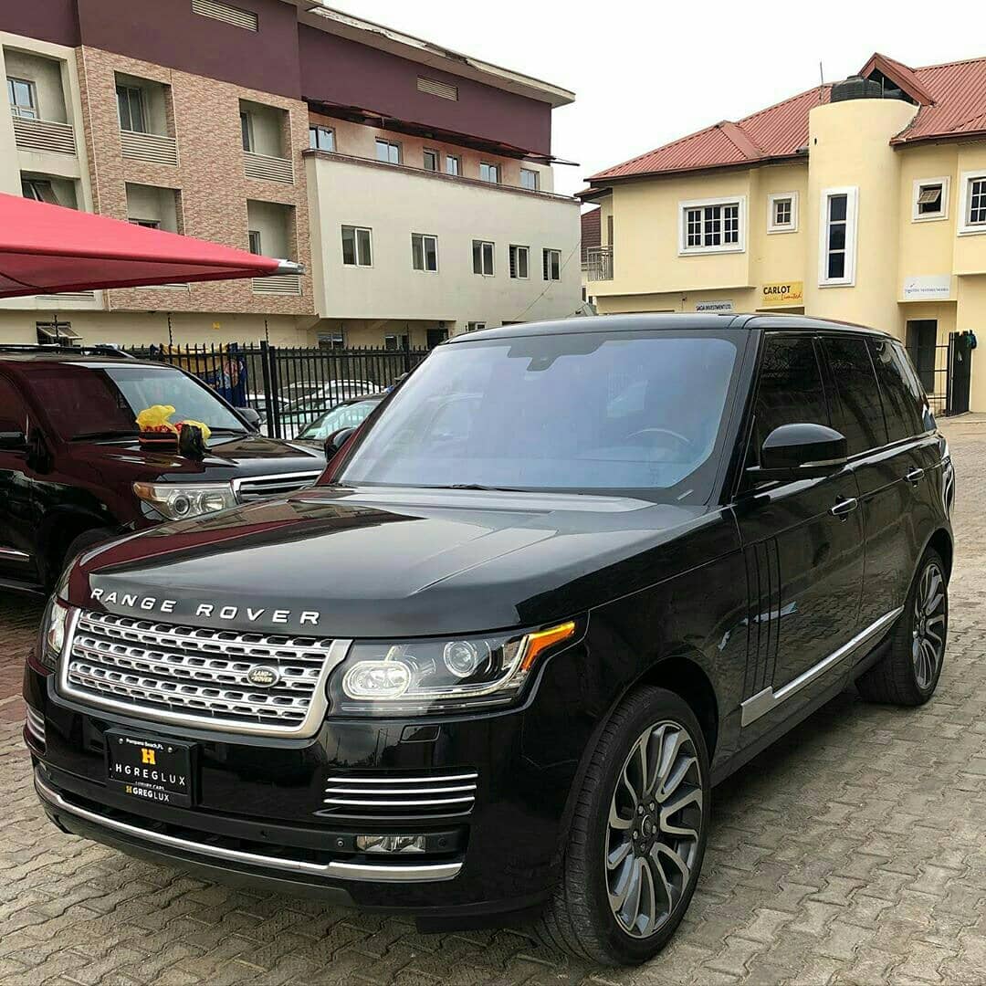 HCS Automobiles - The Range Rover Autobiography!! Want to...