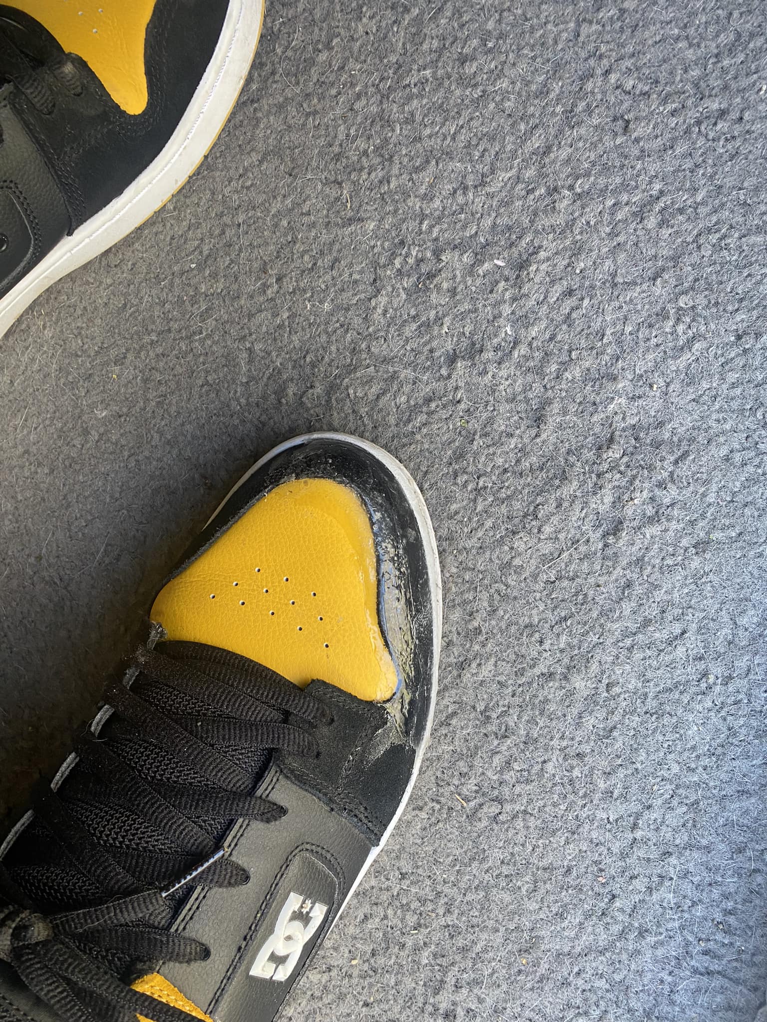 DC shoes fell apart after five skate sessions