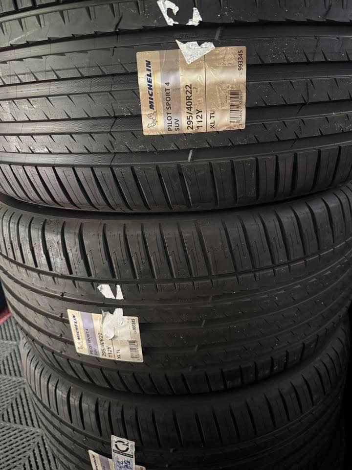 Michelin - Pirelli - Goodyear 295/40/22 Mecerdes G63 AMG