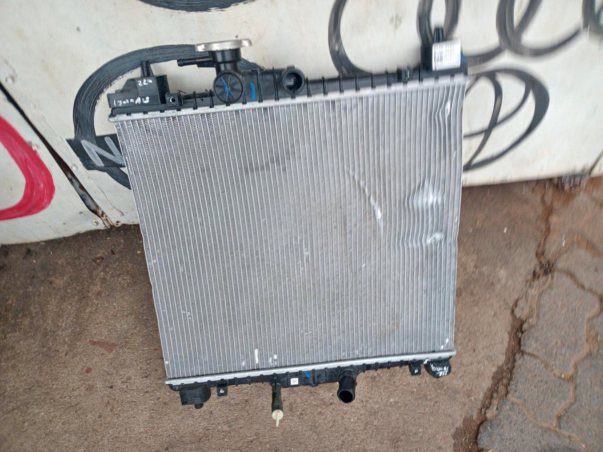 Radiator for sale kzte - Car Exterior Parts - Midrand, Gauteng ...