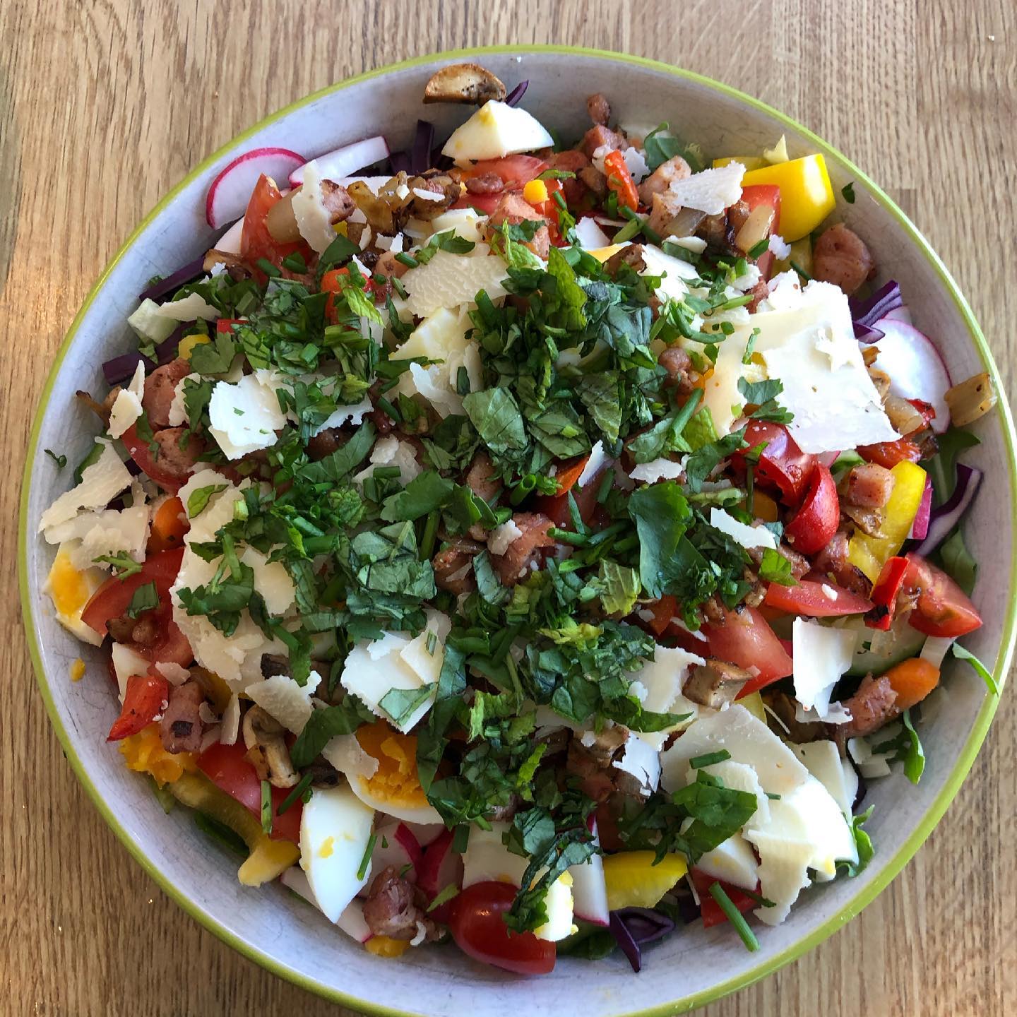 Scrummy - Anything goes salad. To see what I put in this delicious ...