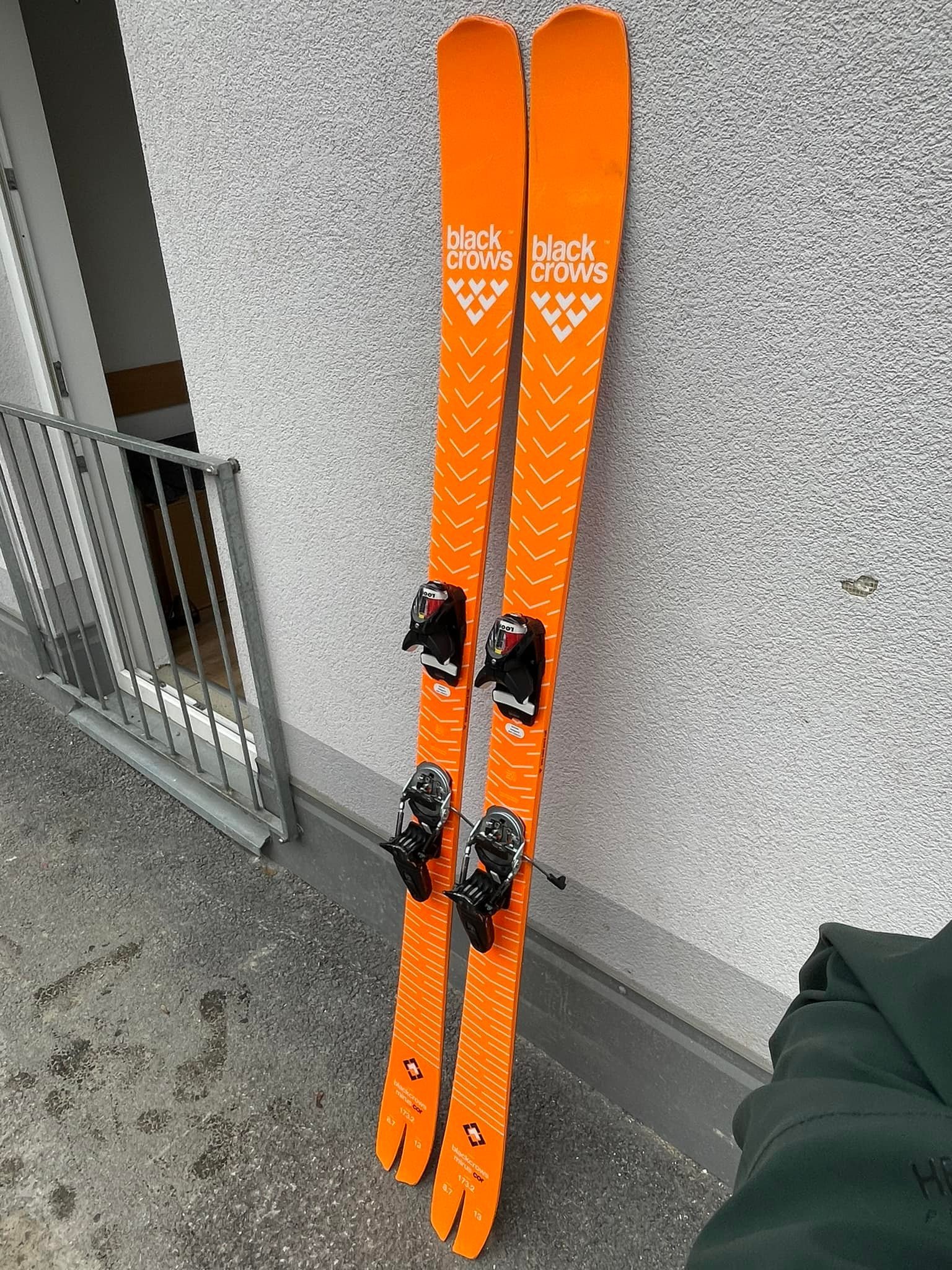 SELLING BLACK CROWS MIRUS COR 400€ 173cm 13 m Radius 87mm 