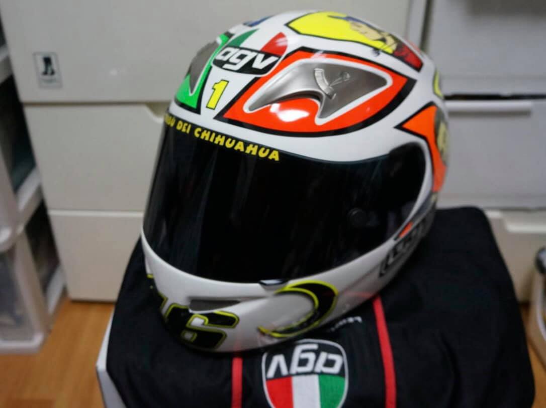 2006 agv helmet Valentino Rossi Signed Mugello (Milo Manara) 1:2 Scale + C  Matrix Memorabilia Valentino Rossi Minichamps P327060046 - AGV Helmet