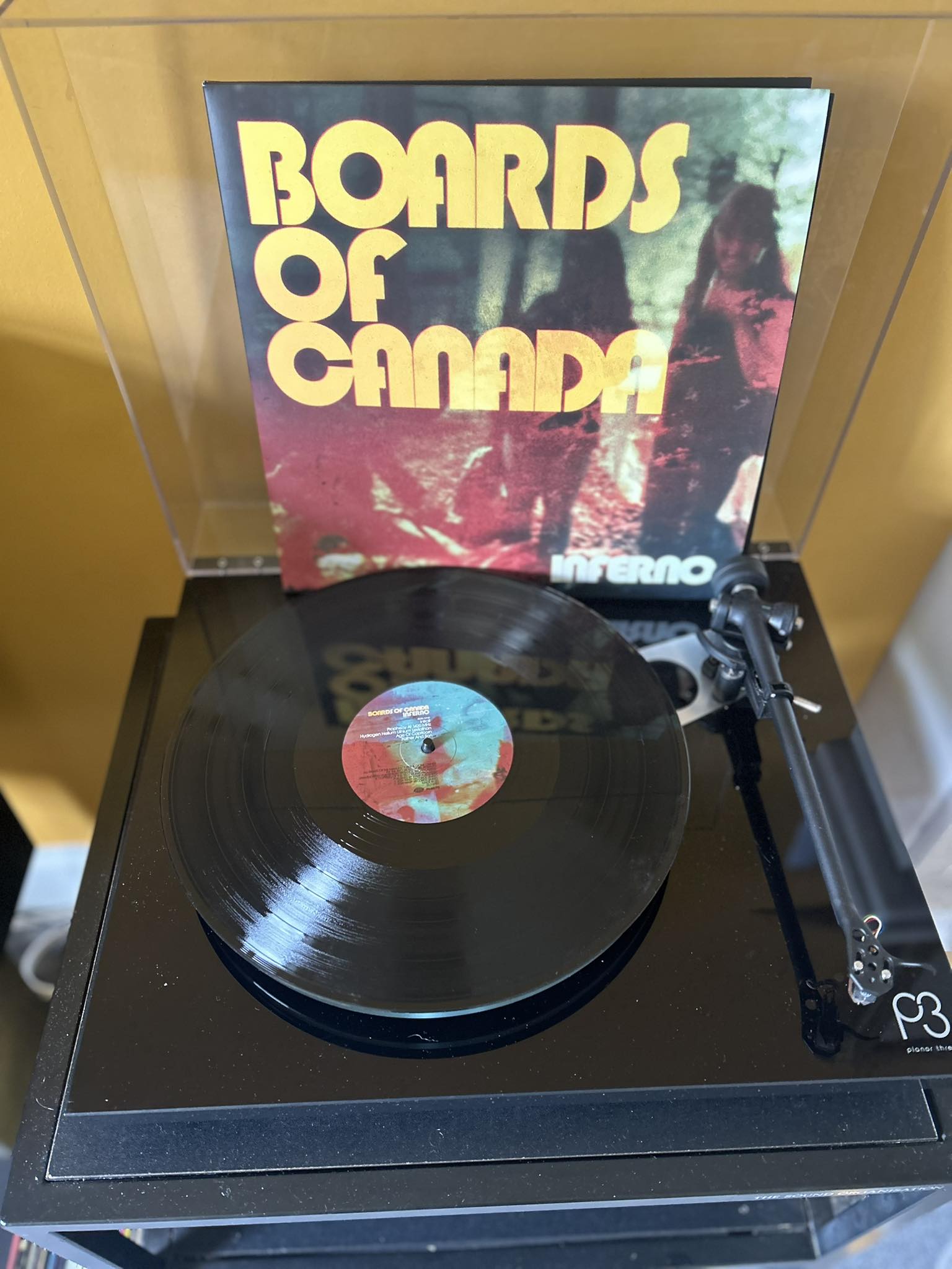 Boards Of  Inferno ノベルティ Boards of Canada's Inferno deluxe package review
