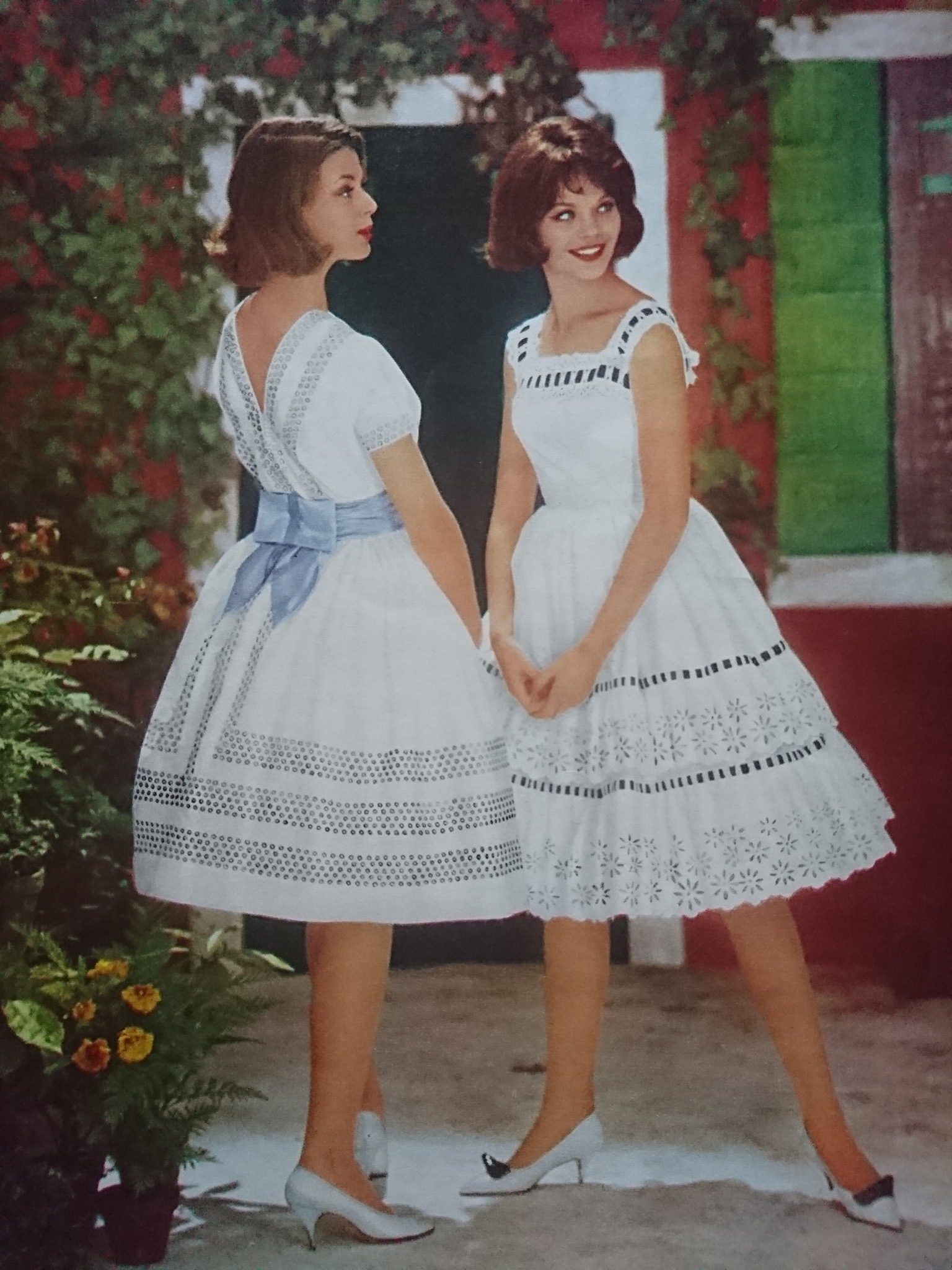 girls long white dress Priscilla Designer Size:Small US letter Long Prom dresses Graduation Tea Length White the Alice is the