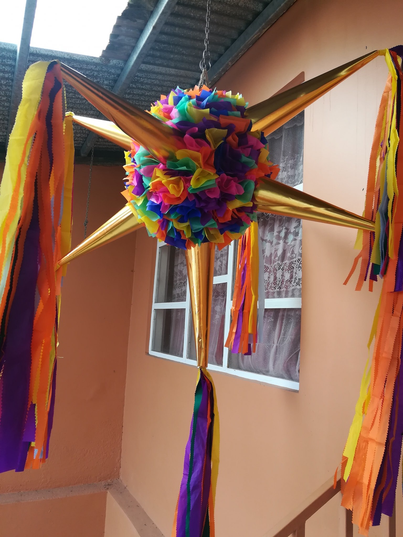 KAXI - Piñatas Mexicanas en Costa Rica