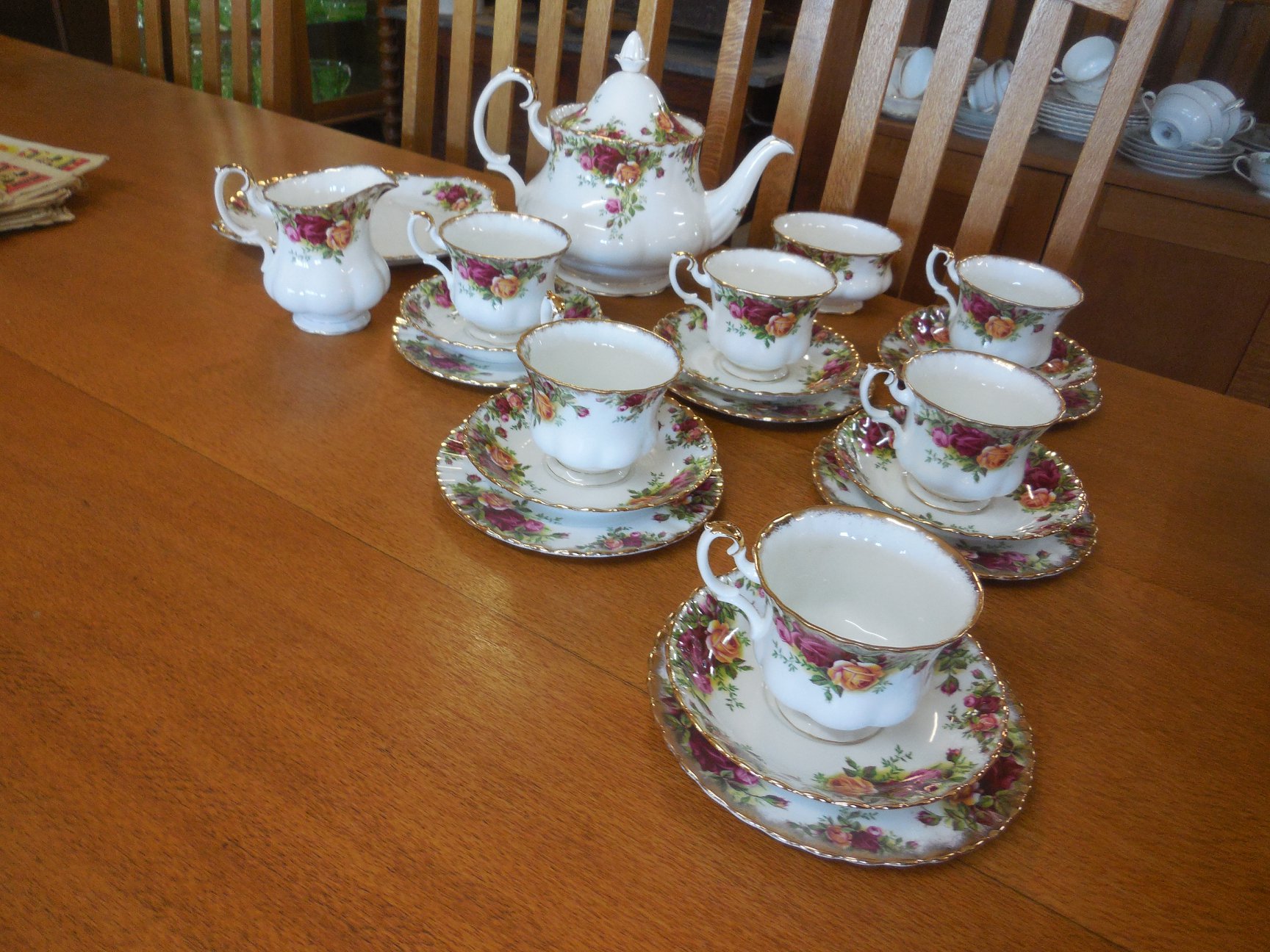 ?SOLD? Royal Albert Heirloom Tea Set for Ten Inclusions: 10 Cups 