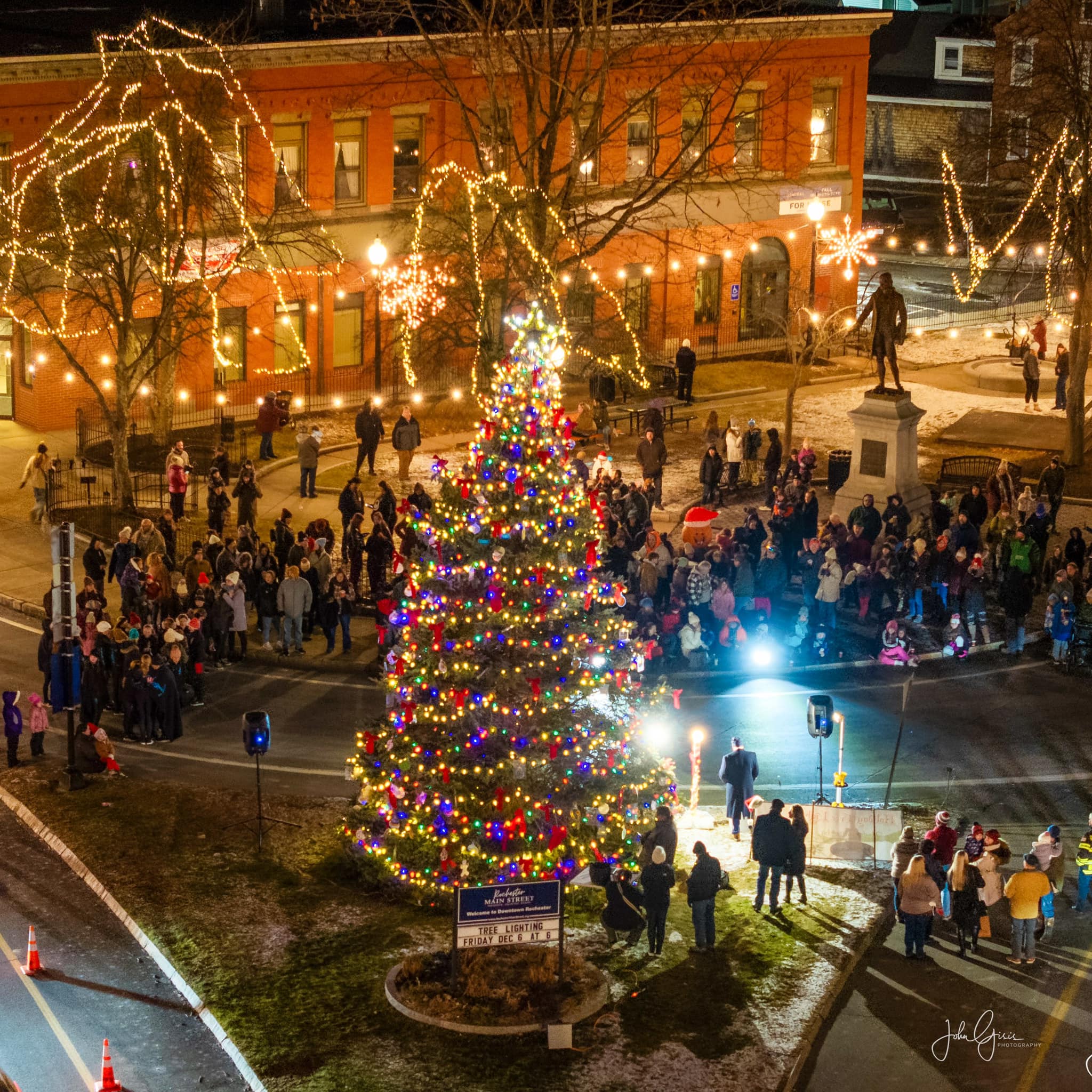 Life in the Lilac City (Rochester, NH) | Mayor Paul Callaghan recites ...
