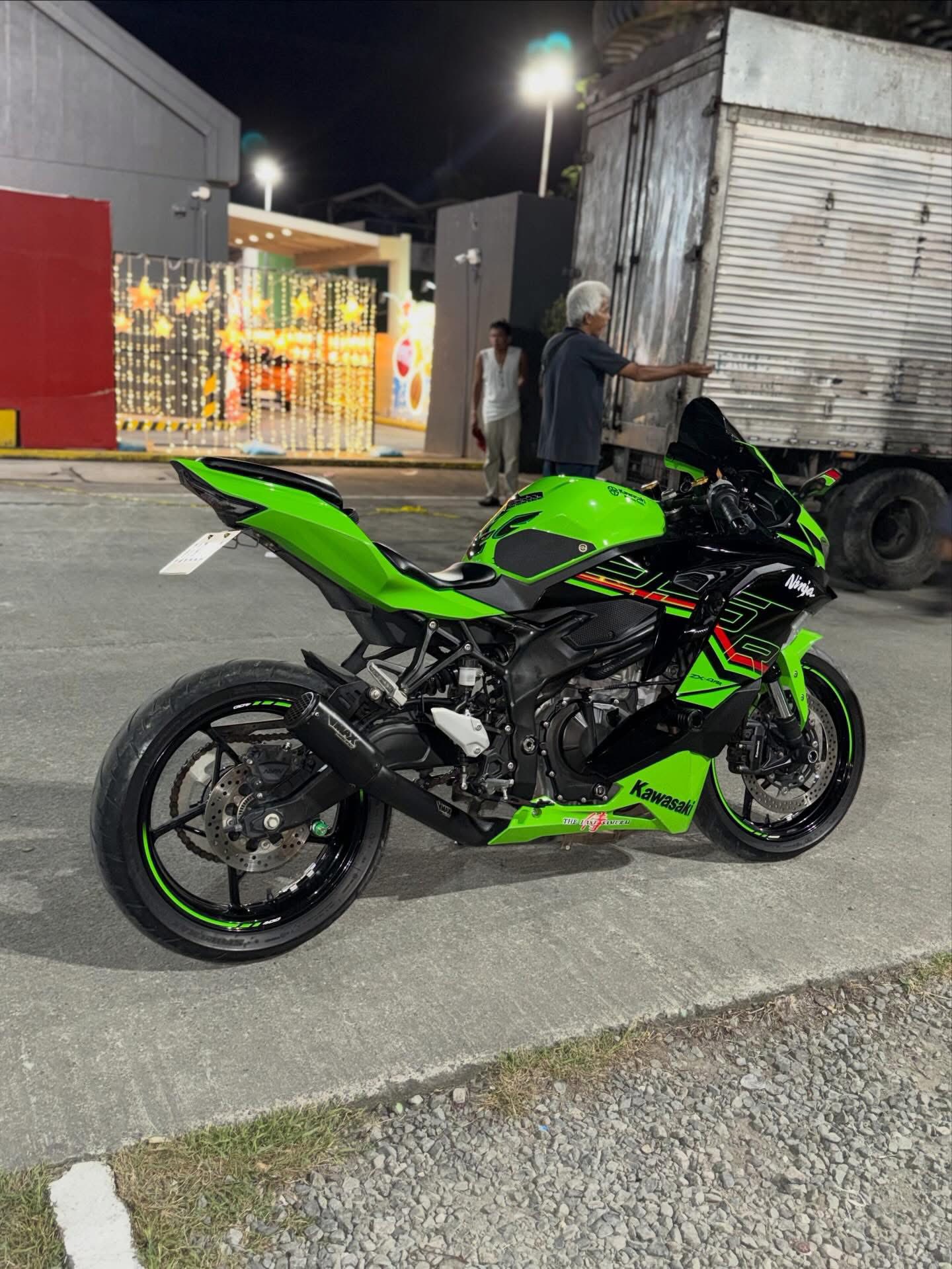 2024 Kawasaki ZX25R SE for sale