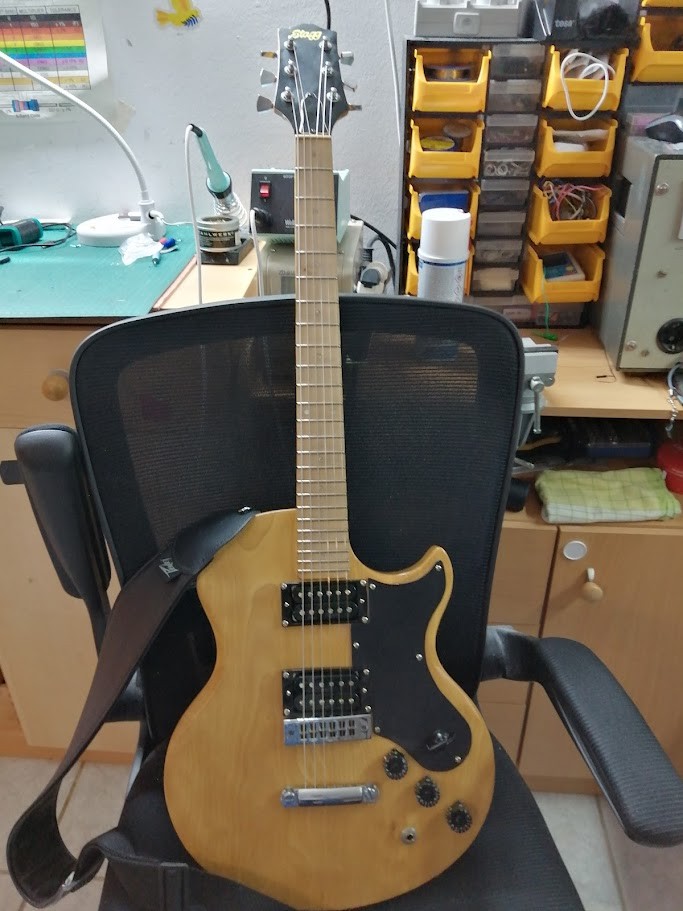 Stafford Model SLG-320 Country of manufacture Korea Material (Body