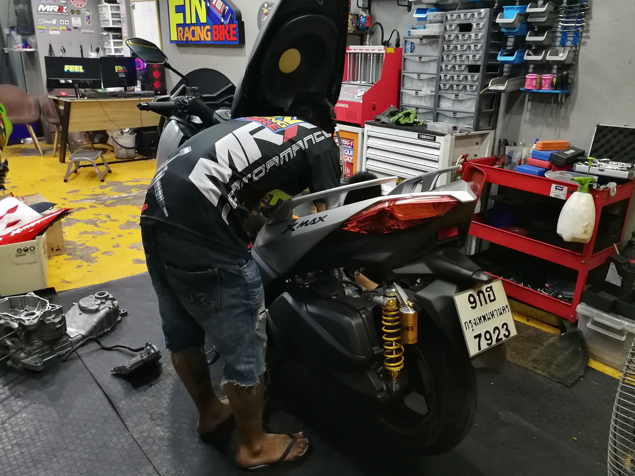 Finracingbike - ติดตั้งชุดสายหม้อน้ำแต่งเต็มระบบ... | Facebook