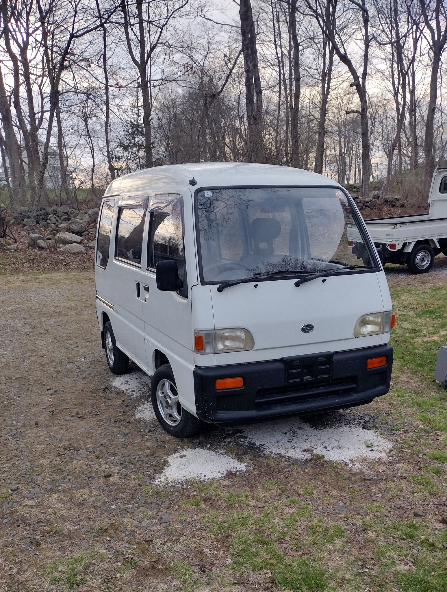 Kei truck collection with 2000 TT2 and 94 KV4