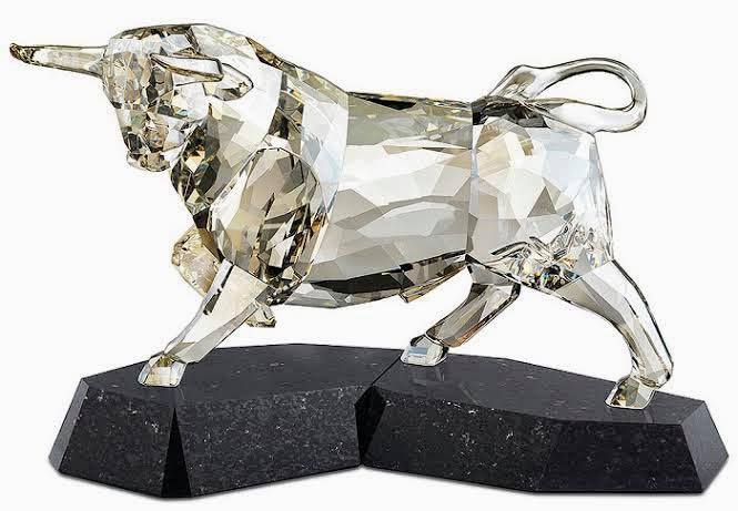 El Matador - Swarovski Bull White The fiery and assertive bull is