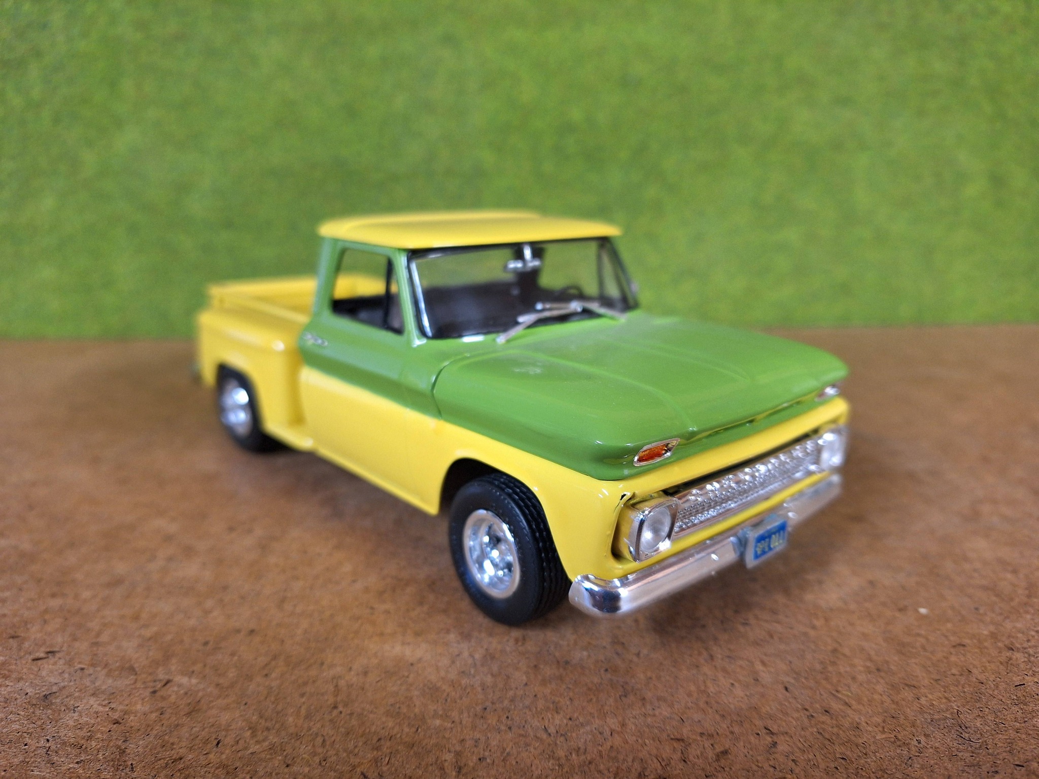 REVELL 1965 CHEVY Stepside Pickup 85-7210 1/25 Neu Klassisch Lkw Modell Set EUR 27,67 - DE REVELL 1965 CHEVY Stepside Pickup 85-7210 1/25 Neu Klassisch Lkw Modell Set EUR 27,67 - DE