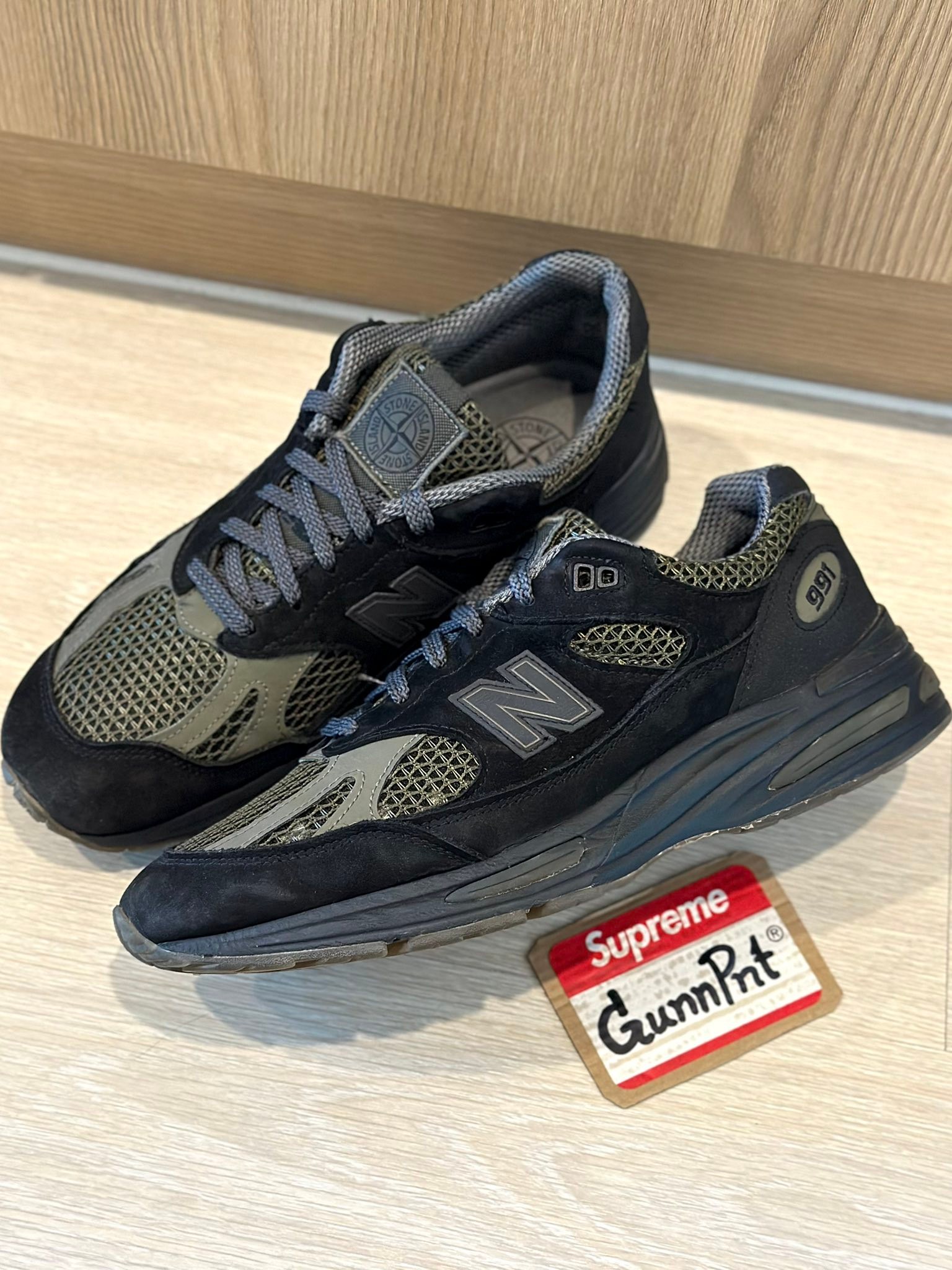 Stone Island x New Balance 991v2