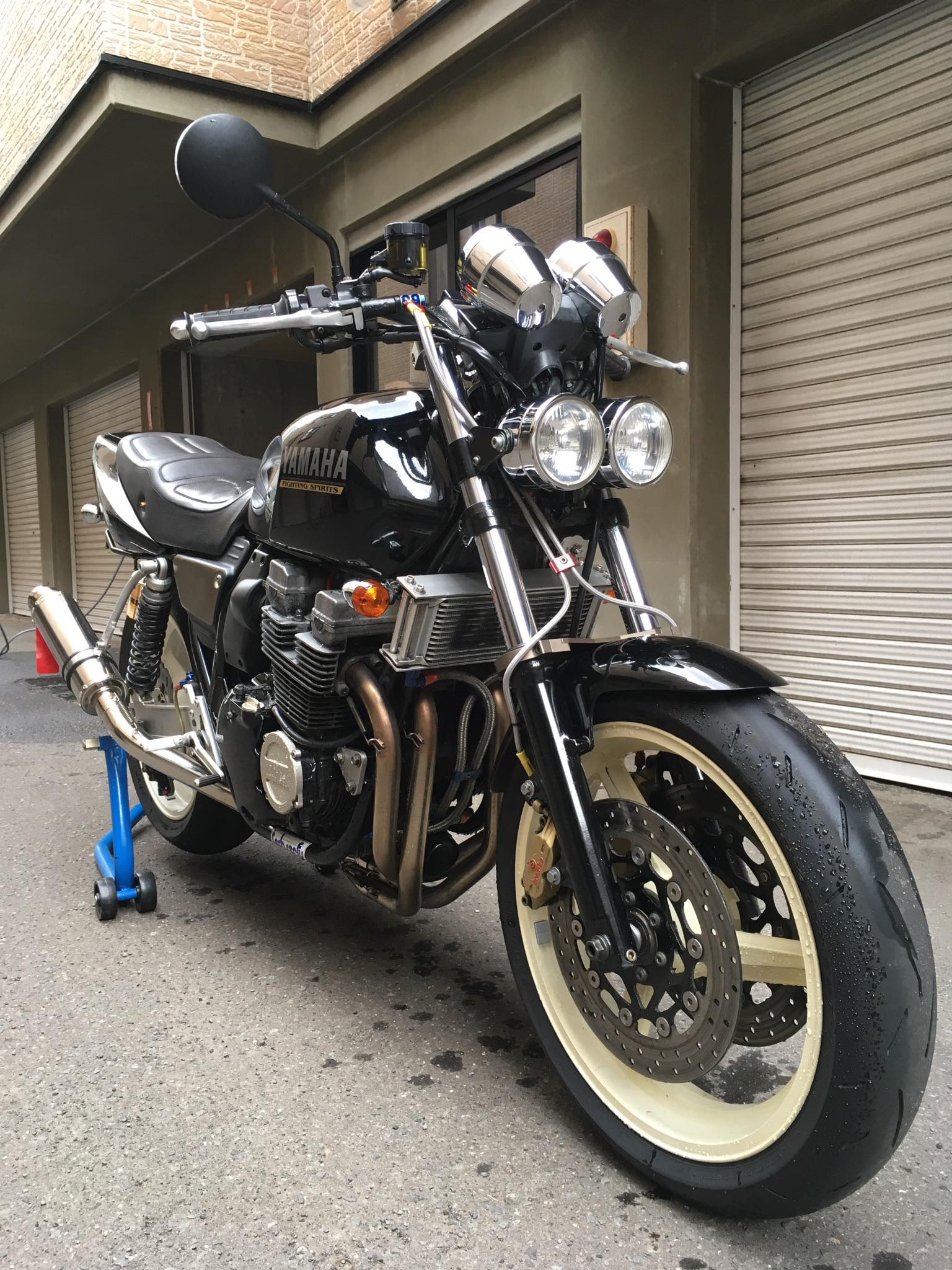 XJR400R