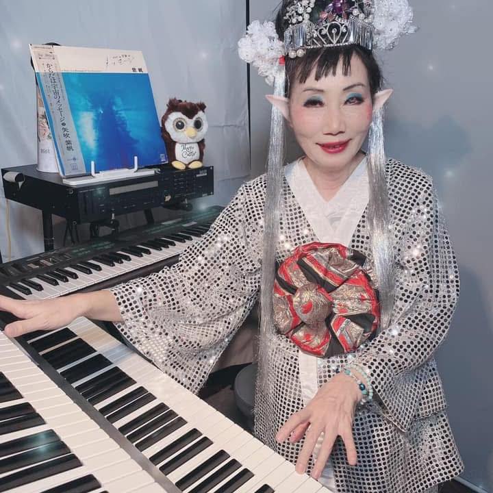 Shiho Yabuki - Shiho Yabuki added a new photo.