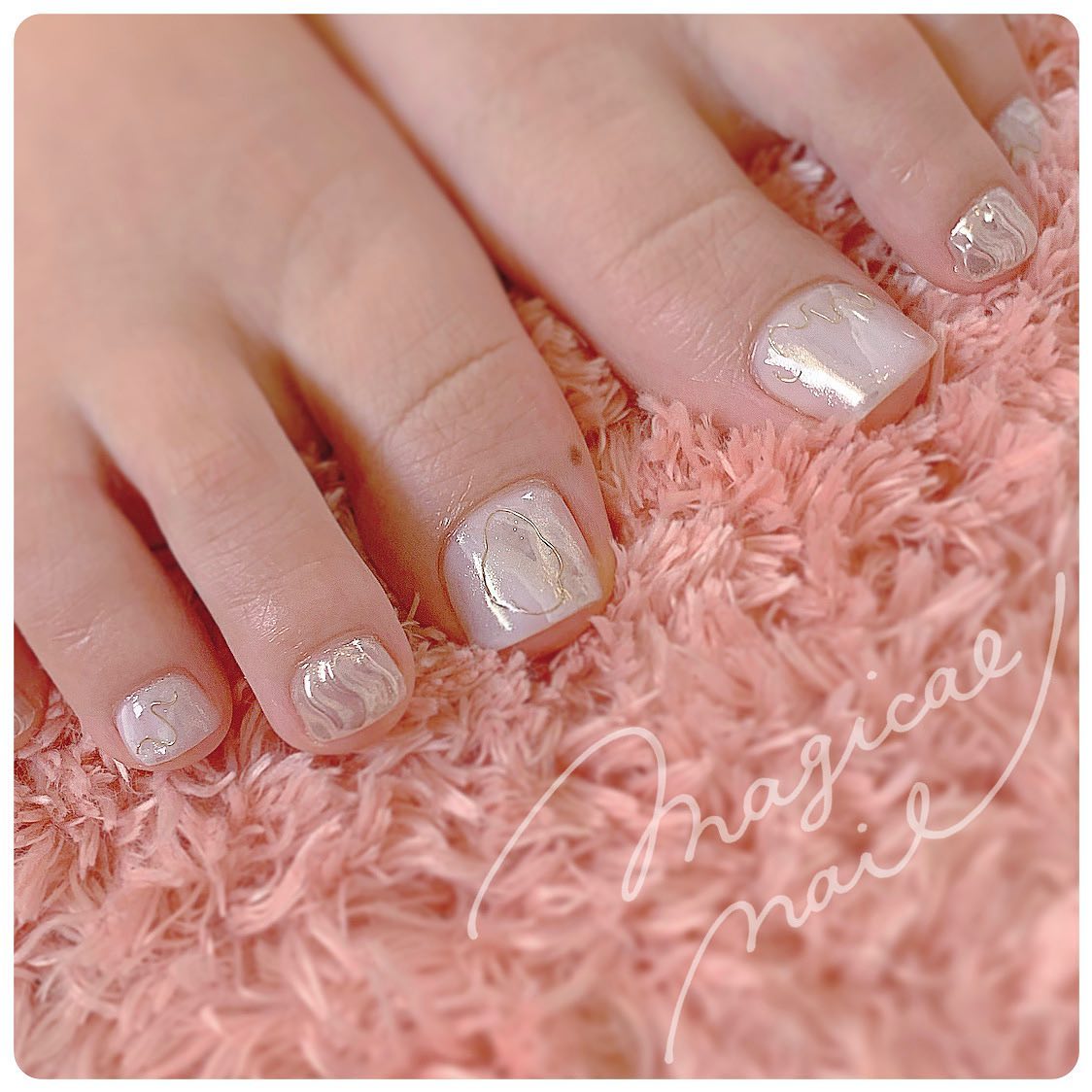 内灘ネイルサロンmagical Nail フットネイル いつもありがとうございます 石川県河北郡内灘町 完全予約制ネイルサロン Magical Nail マジカルネイル Line Cop0106q ワイヤーネイル 白