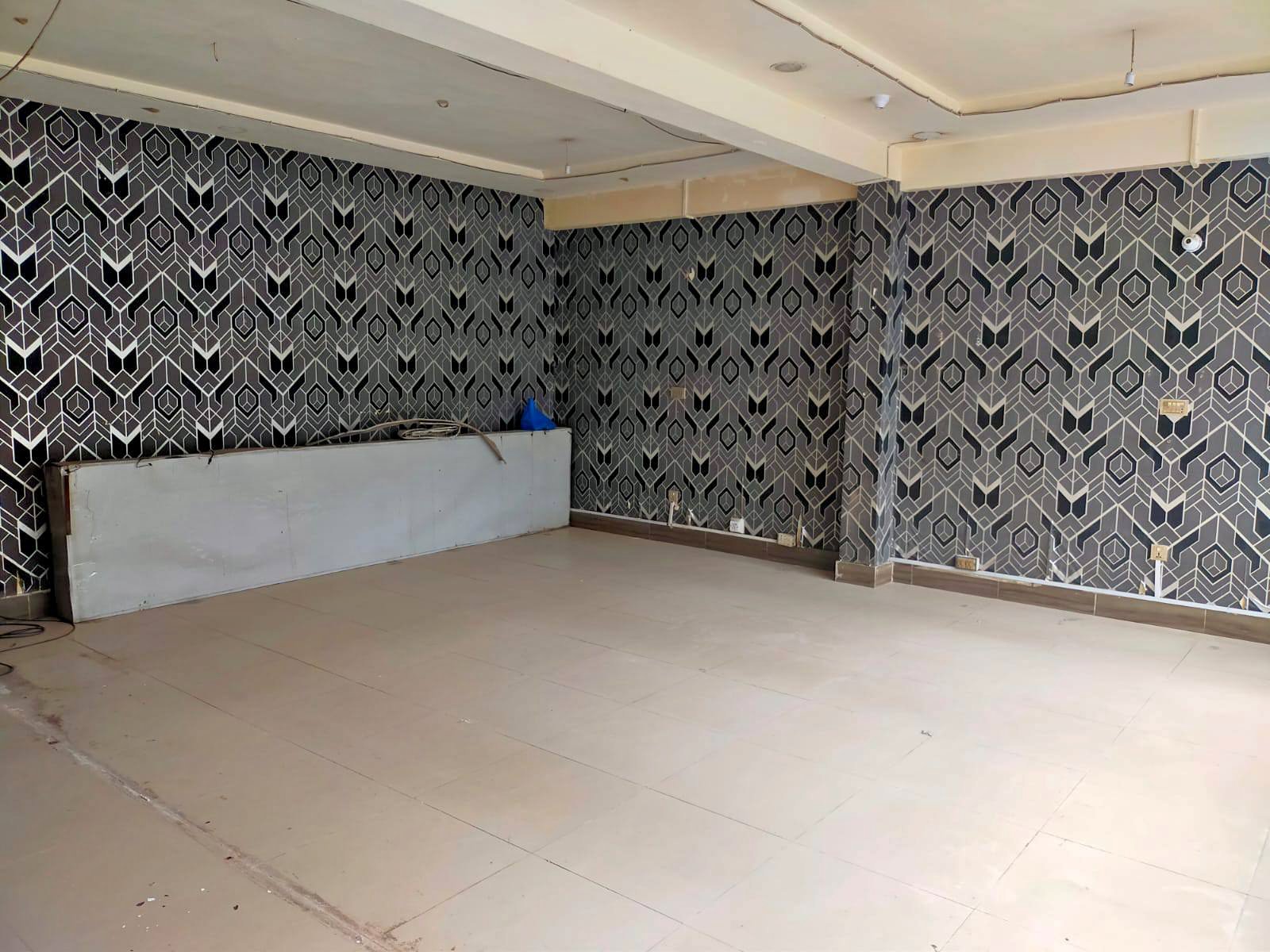 Shop available for rent