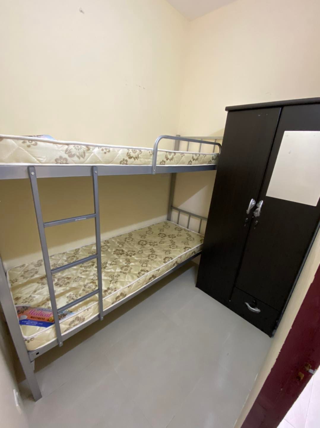Al Rigga Partitions/Rooms | Dubai