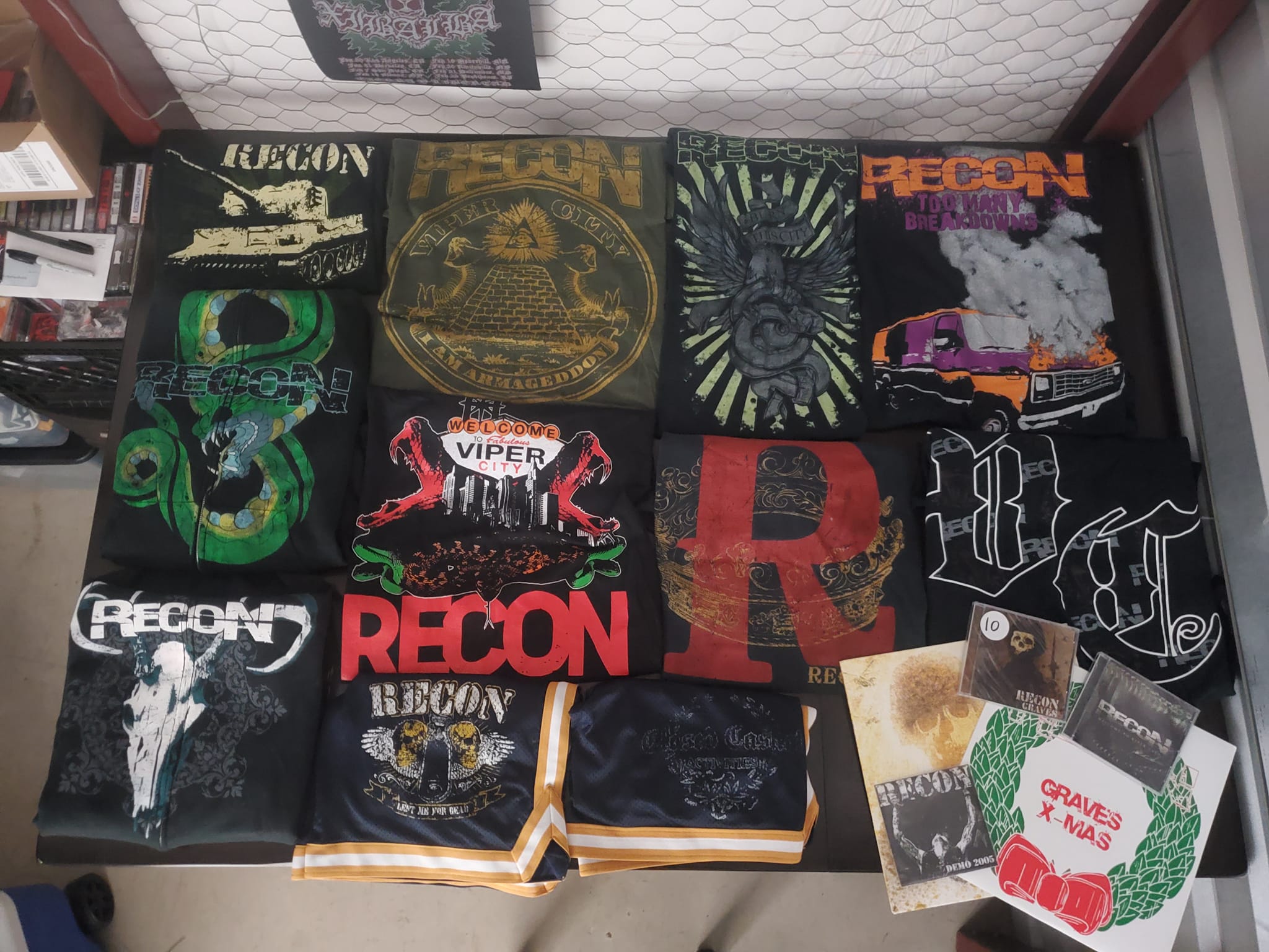 Viper City shirt for collection or Recon gear?