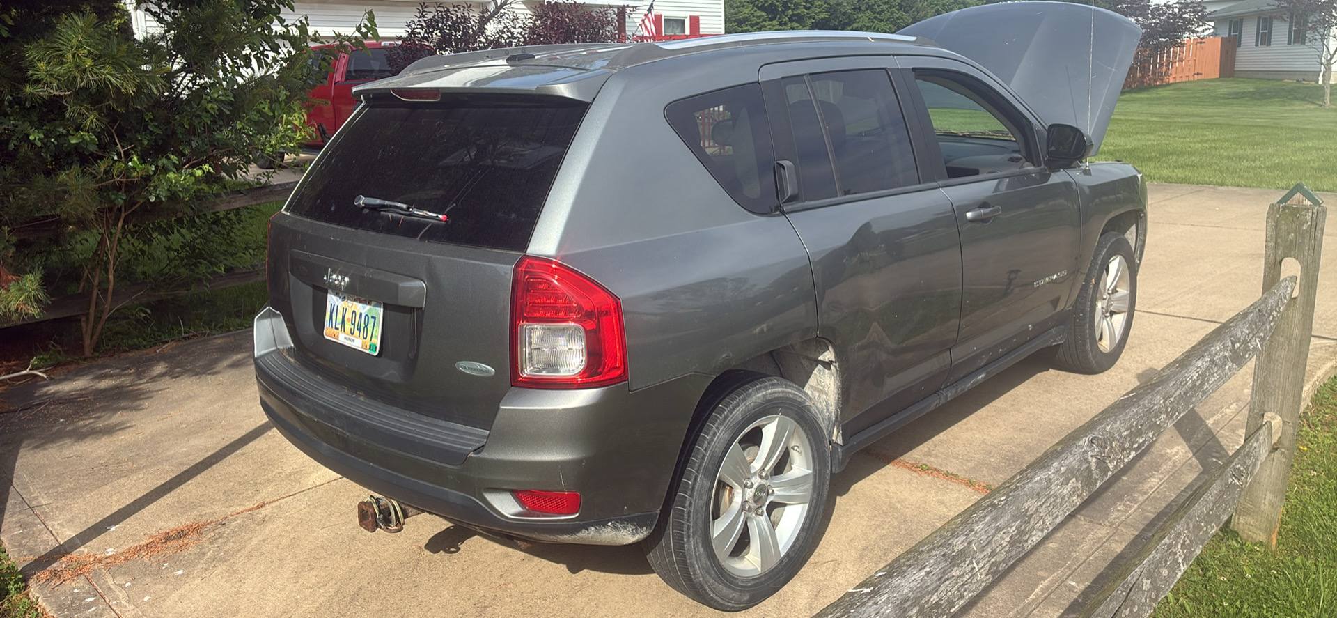 2012 jeep compass 1200 r best offer for parts only call 419 541 8232