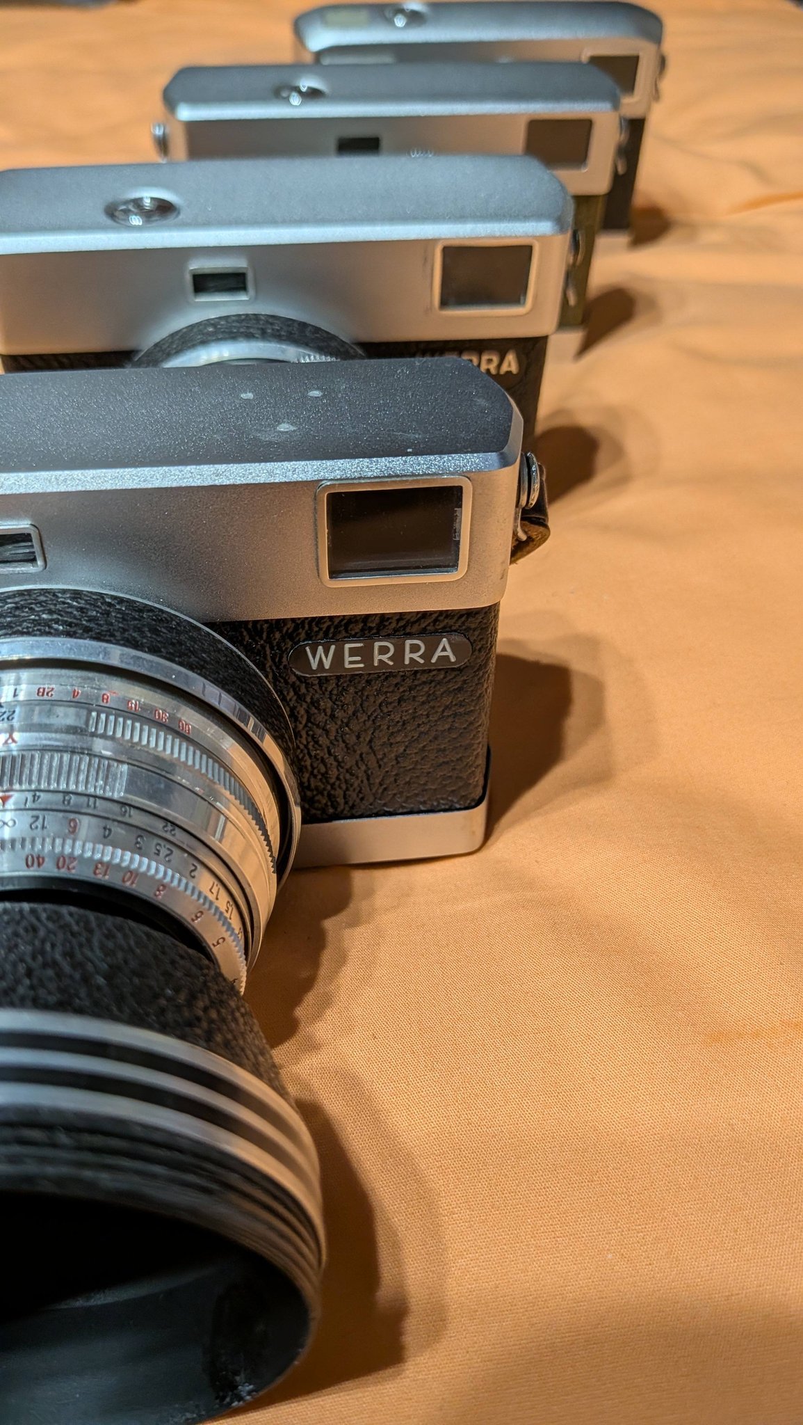 一時、話題になった安原一式T981。製品番号は1777。 個人会社では