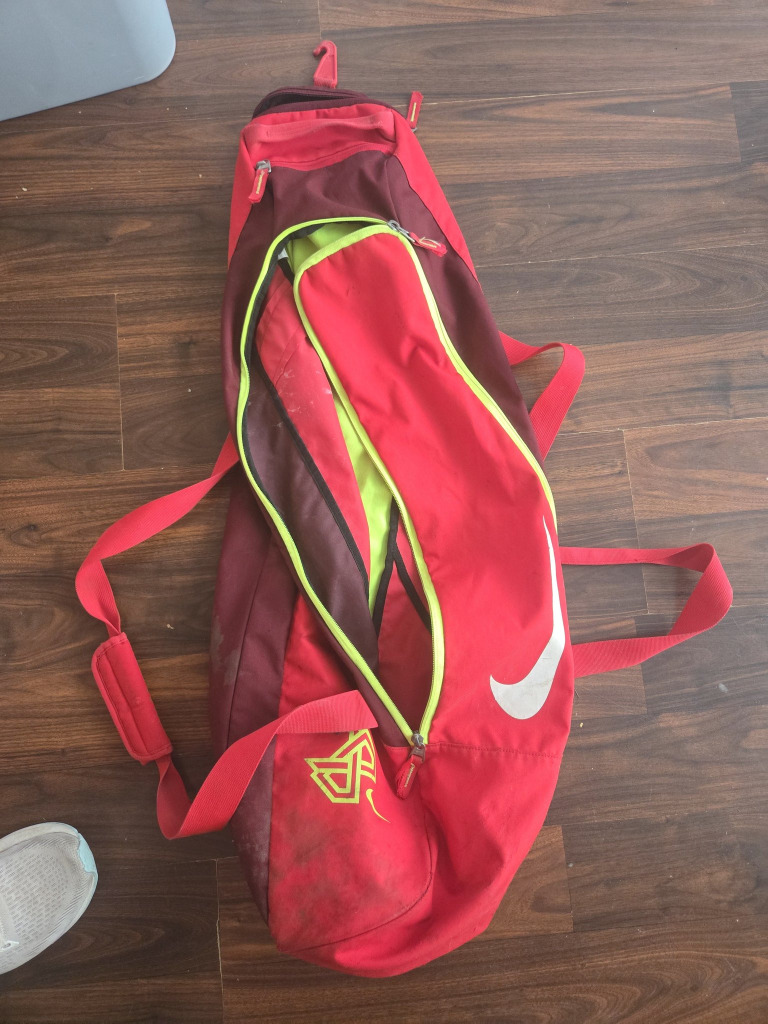 nike baseball backpack red Diamond Select It has plenty of pockets to help you stay organized including a sleeve to fit your laptop Free Nike baseball bag available