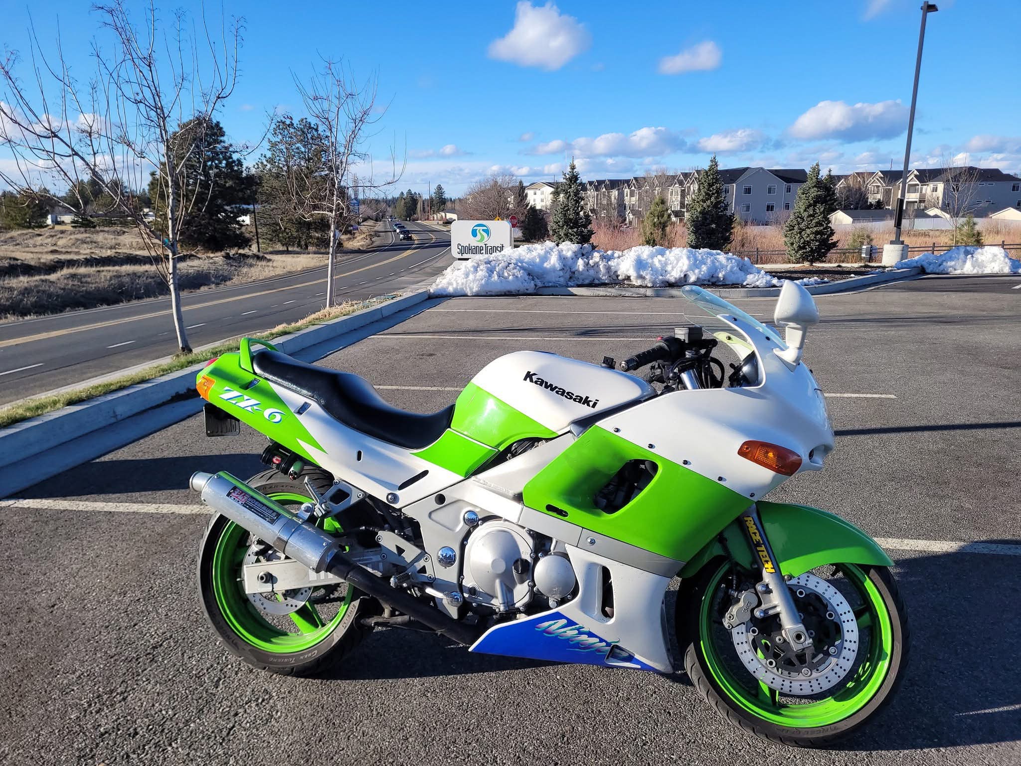 1995 Kawasaki ZX600-E3 'Jaded' with Yoshimura can and aftermarket