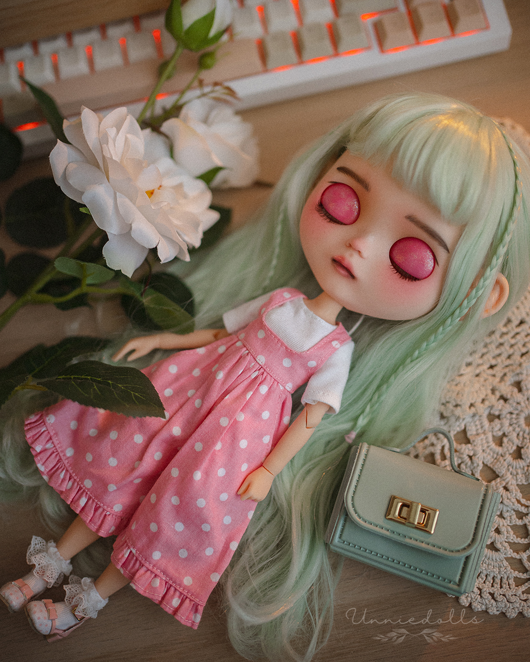 ブライス フロスティフロック Blythe Frosty Frock doll Amazon
