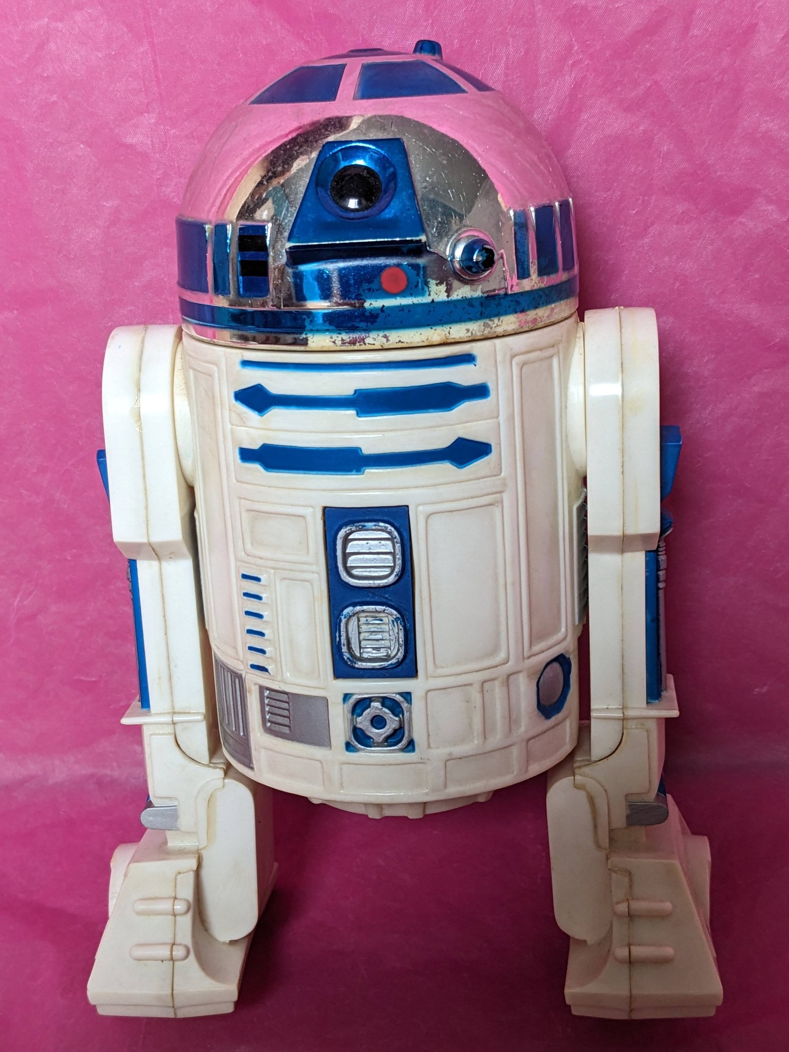 What is the value of a 1978 Japanese R2D2 figure?