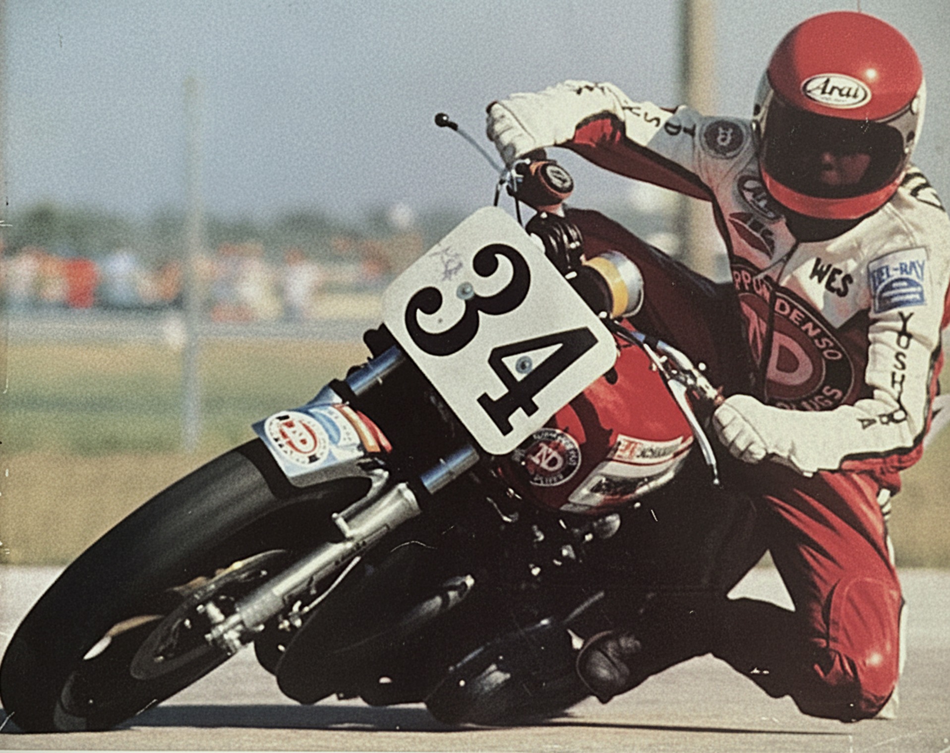 Wes Cooley Kい Arai Irai ల ND ح NE TD OADENS WES and έ 魔 8人この