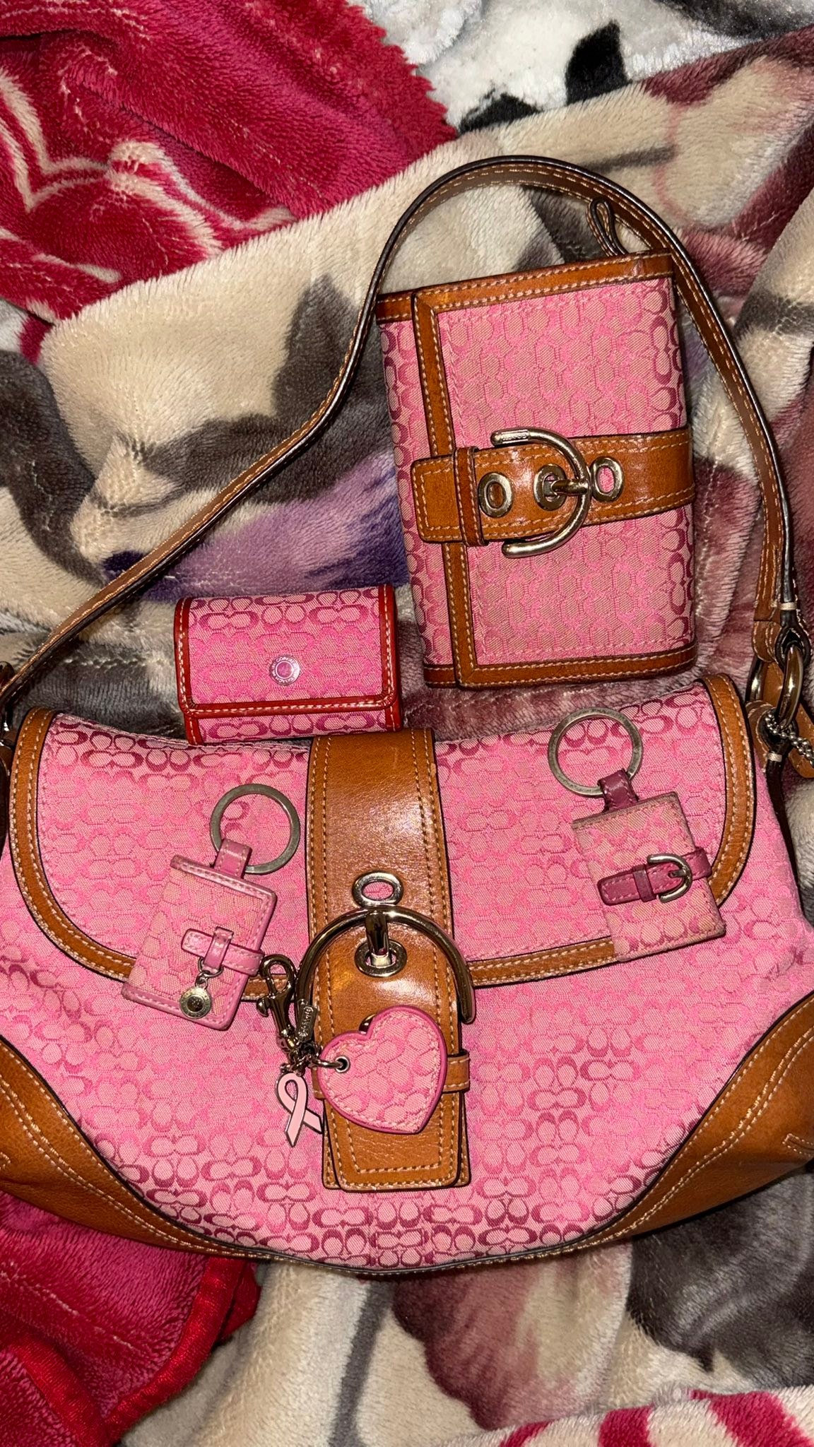 小物 COACH Key Ring l Hand Bag Soho Pink coach pink soho set soho 400 wallet 200 photo keychain circle 180