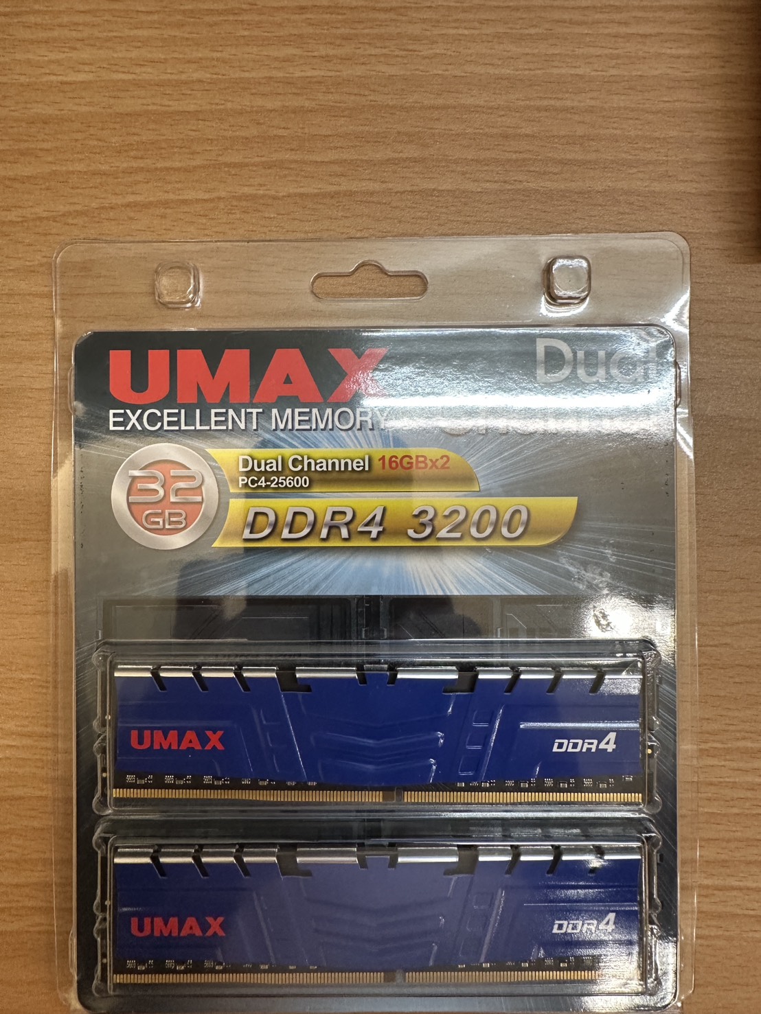 UMAX 16Gx2 DDR4-3200 Dual Channel メモリー UMAX 16Gx2 DDR4-3200