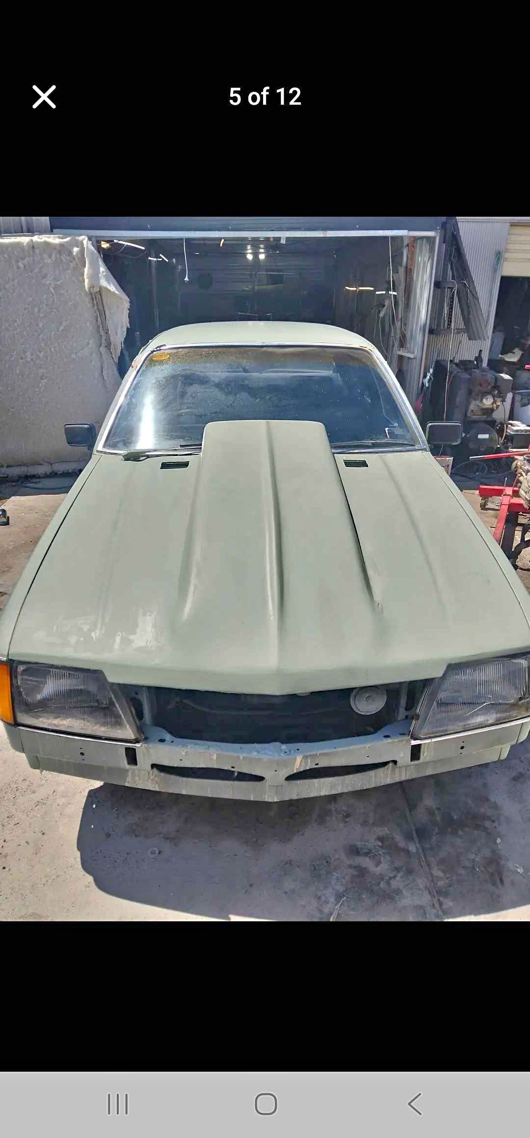 VH SLE Rolling shell indigo blue interior - Car Exterior Parts - Cairns ...