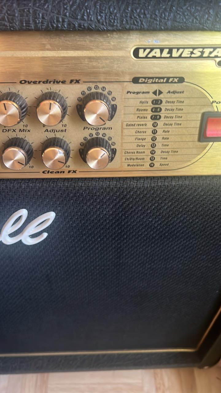 Marshall Valvestate 2000 footswitch wiring help needed