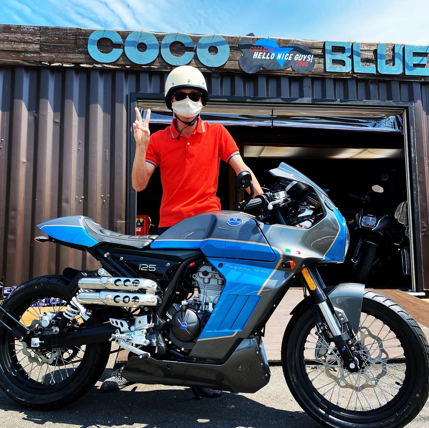 Coco Blue Moto Posts Facebook