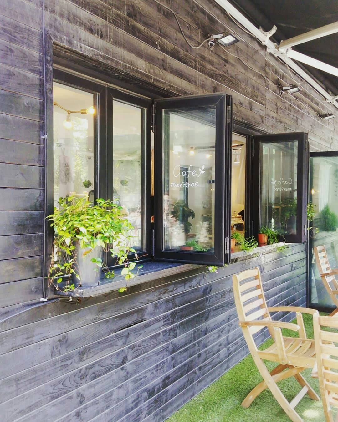 OKHouse - 韓國地標 ― Cafe meritree merit+tree，意思是가치 있는...